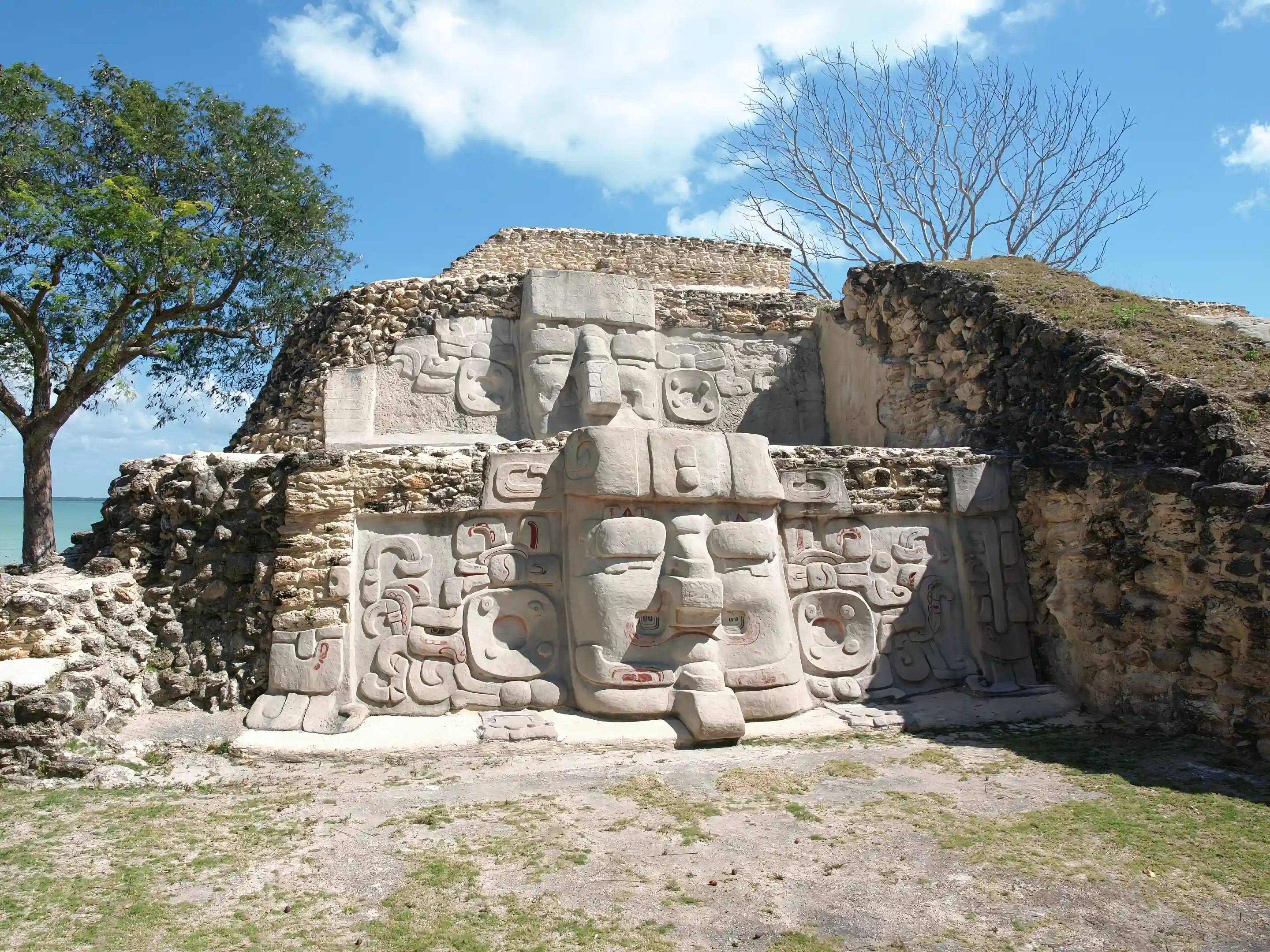 Cerros Maya just 15 minutes from Fernando's Point in Northern...