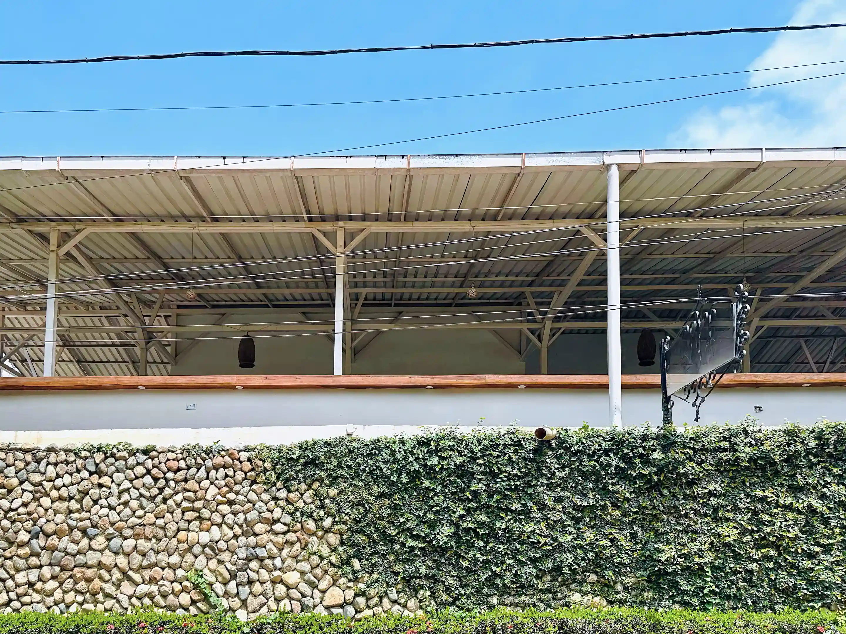 frontal view second floor