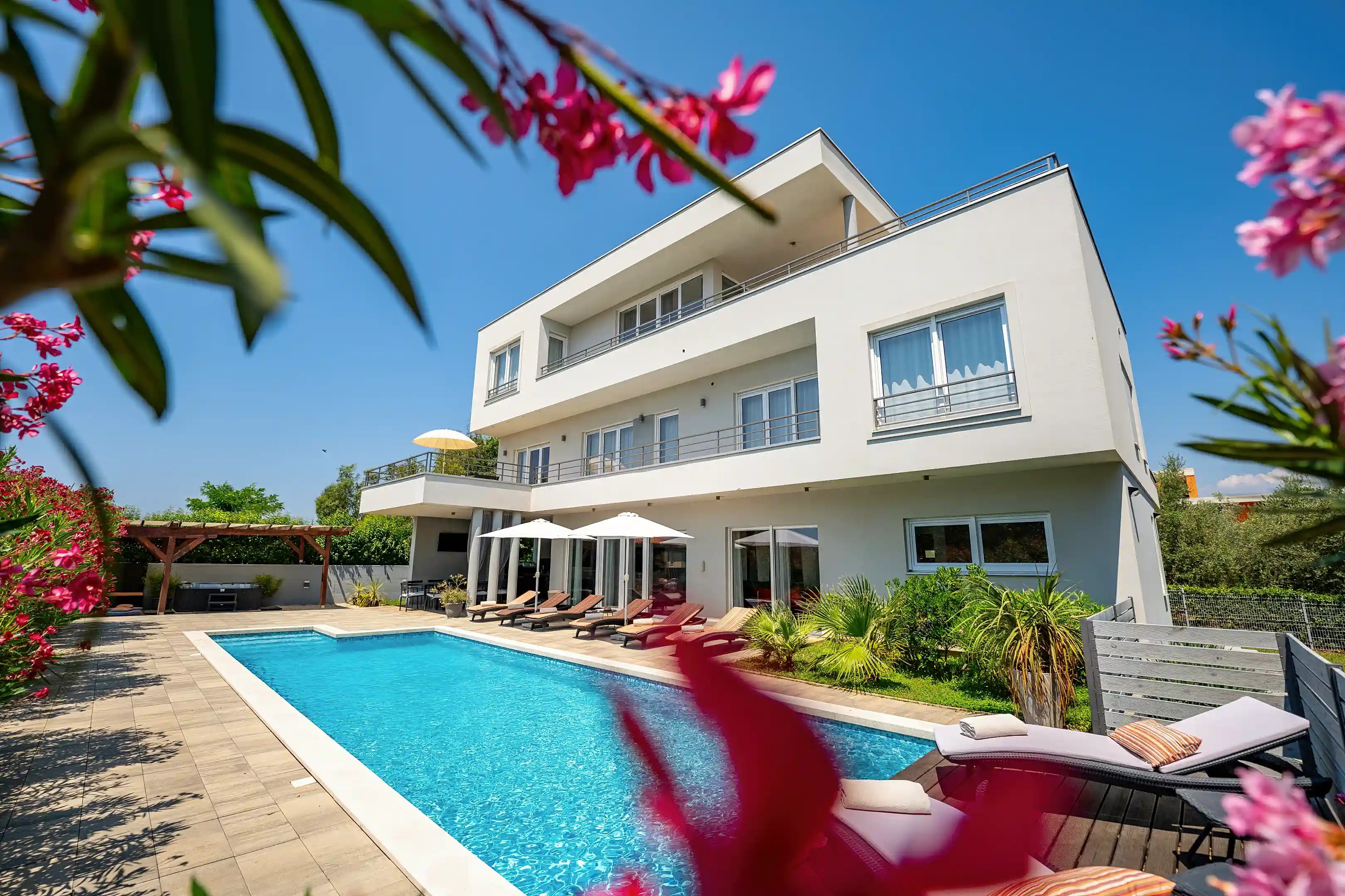Spacious Ocean Villa for Sale in Medulin, Istria, Croatia