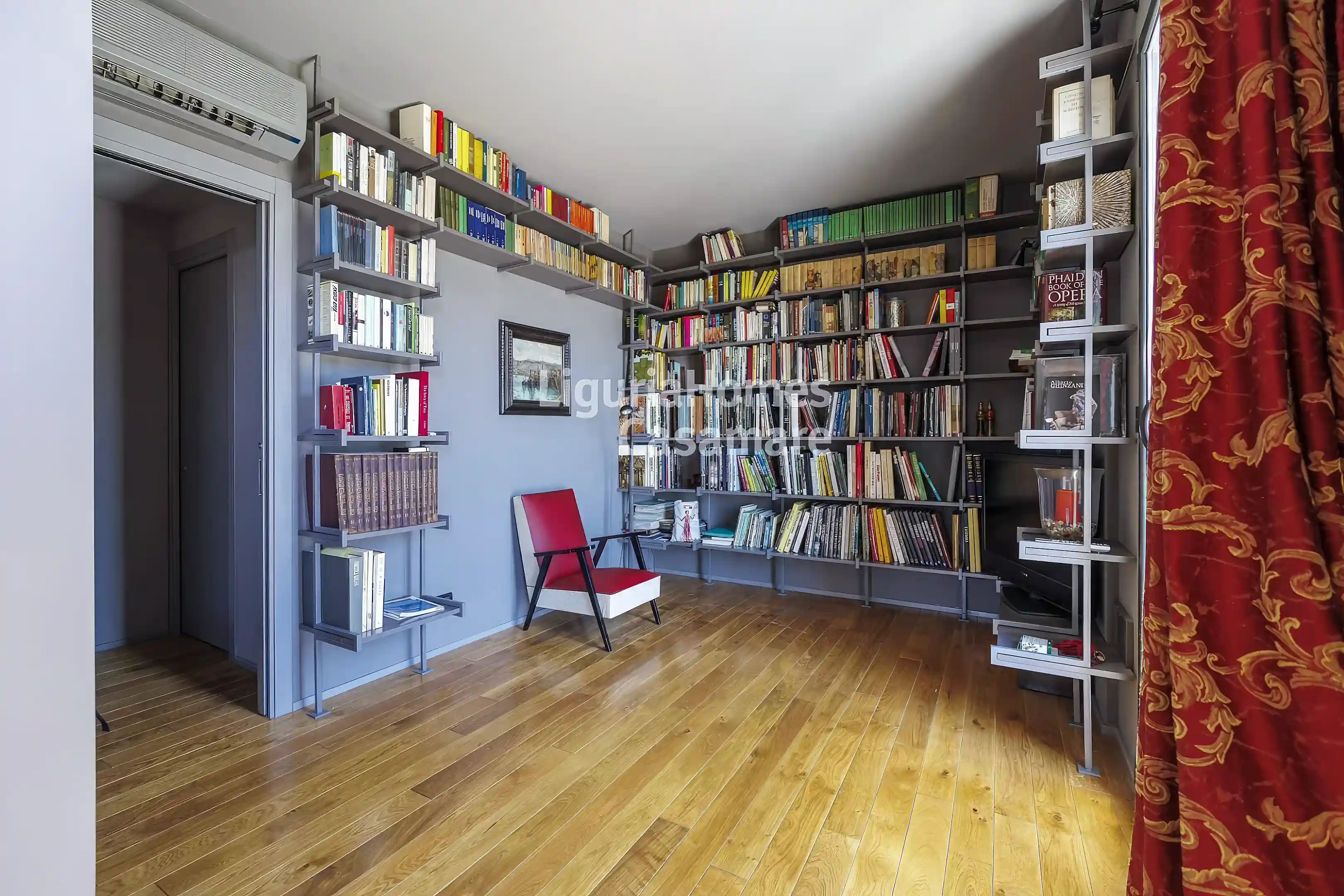 Book room