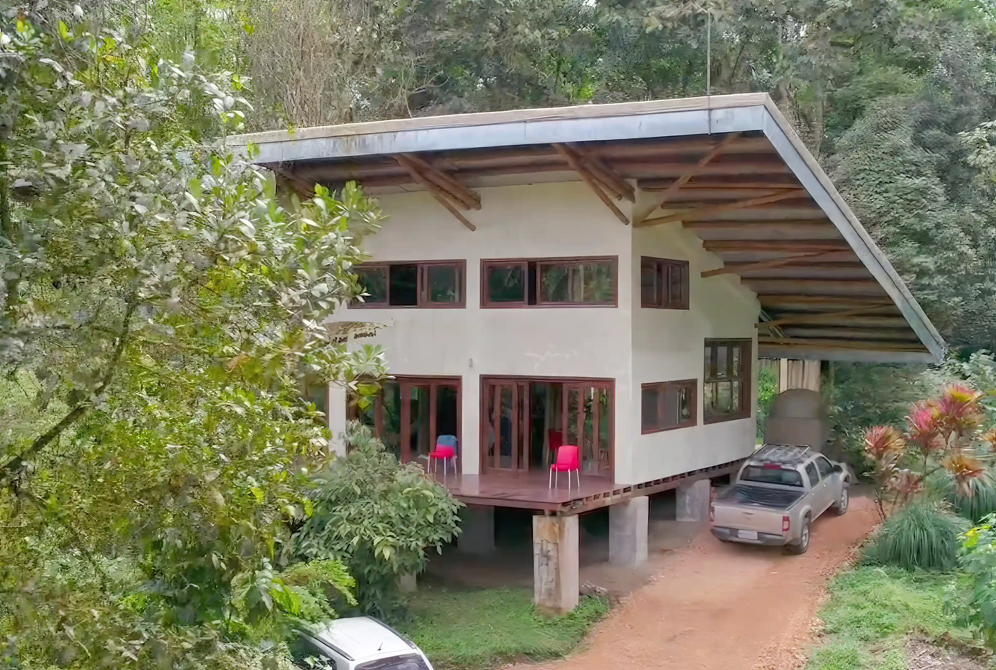 Big Bamboo House 120 m2
Organic Permaculture 100-acre Farm
Development Opportunity