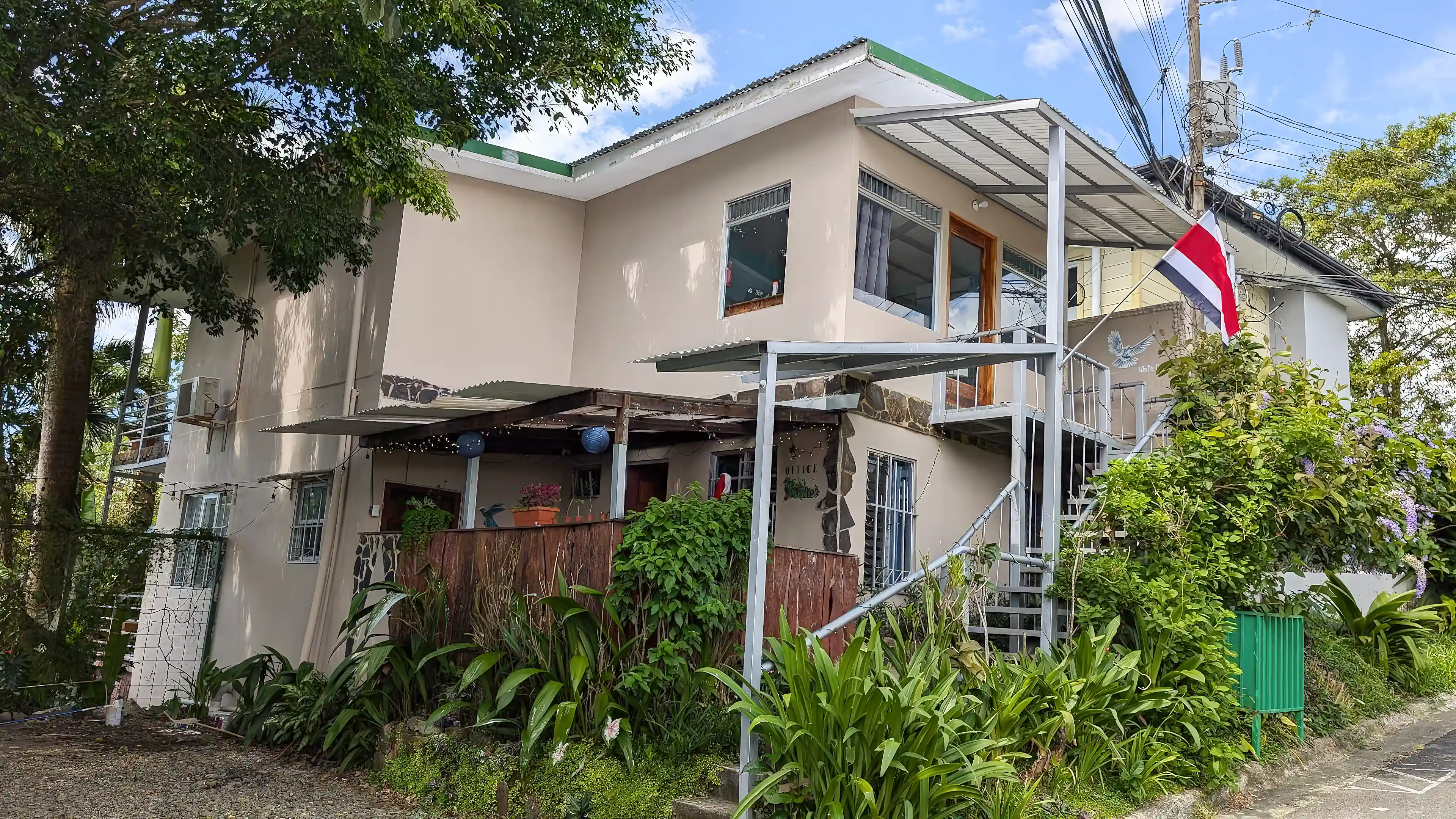 Hotel for Sale in De La Plaza De Futbol Manuel Antonio 200 Metros Al, Manuel Antonio, Quepos, Puntarenas, Costa Rica