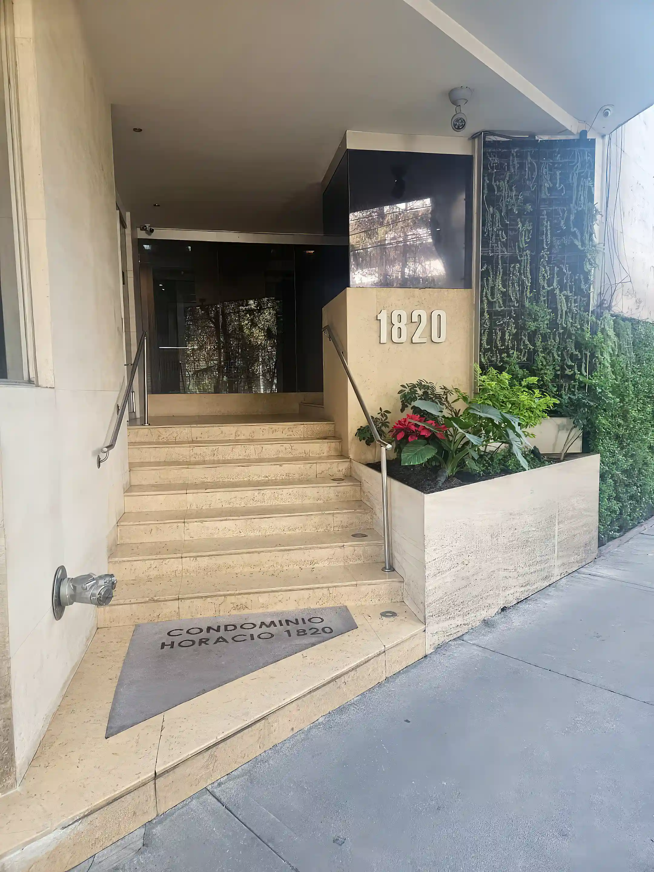 Entrada edificio