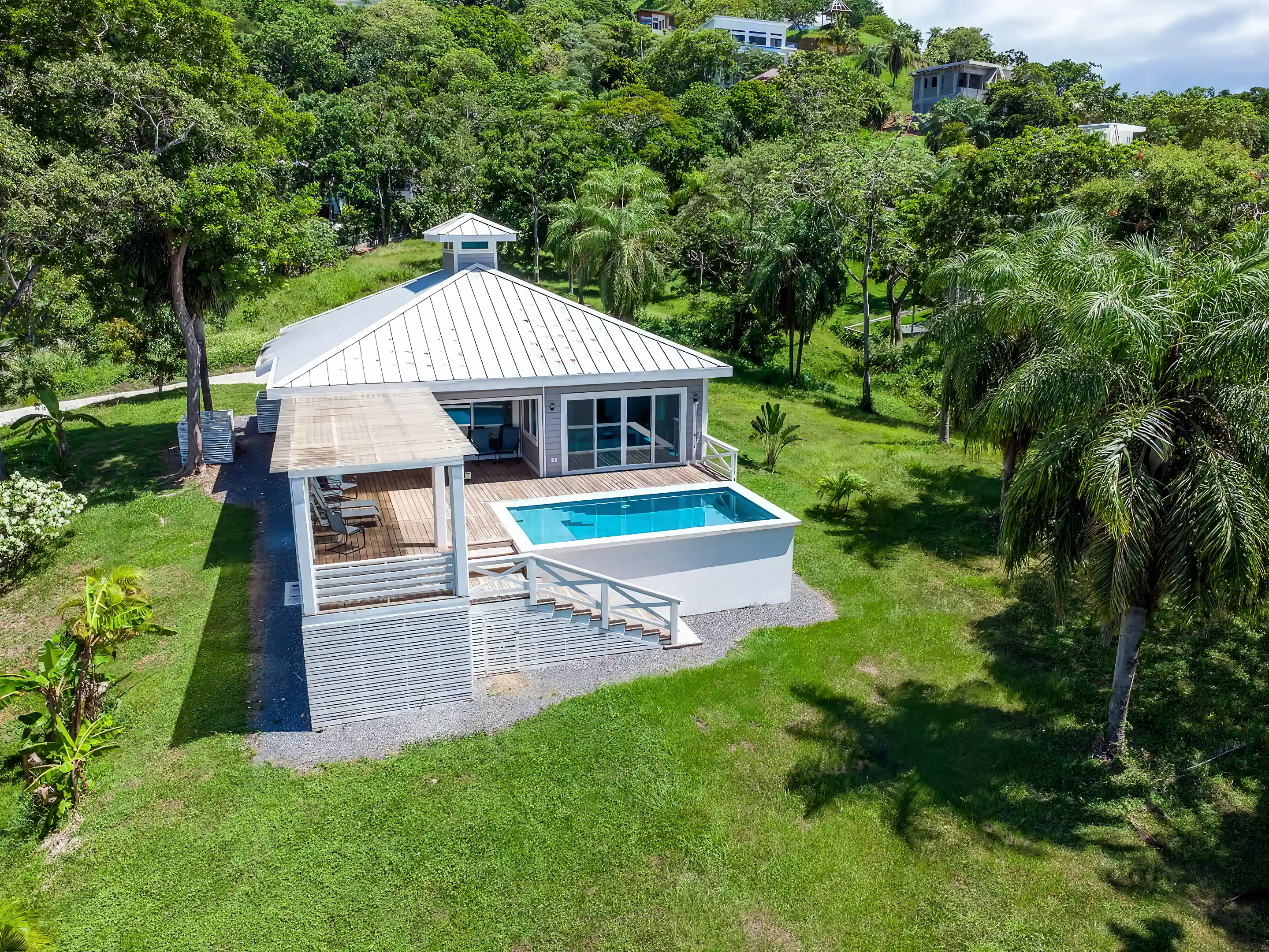 Home for Sale in Guaiabara, Big Bigth, Roatan, Bay Islands, Honduras