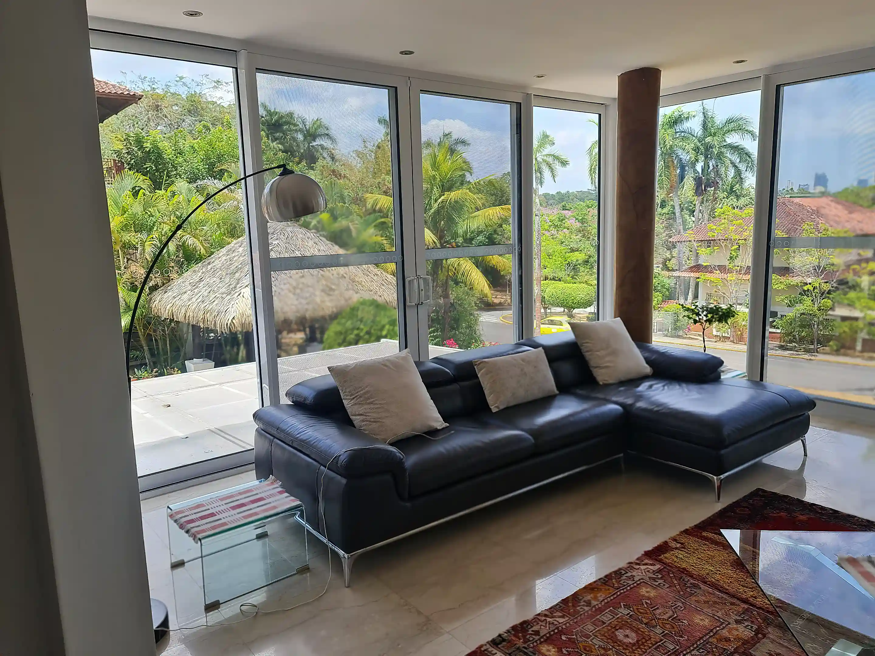 Tv room