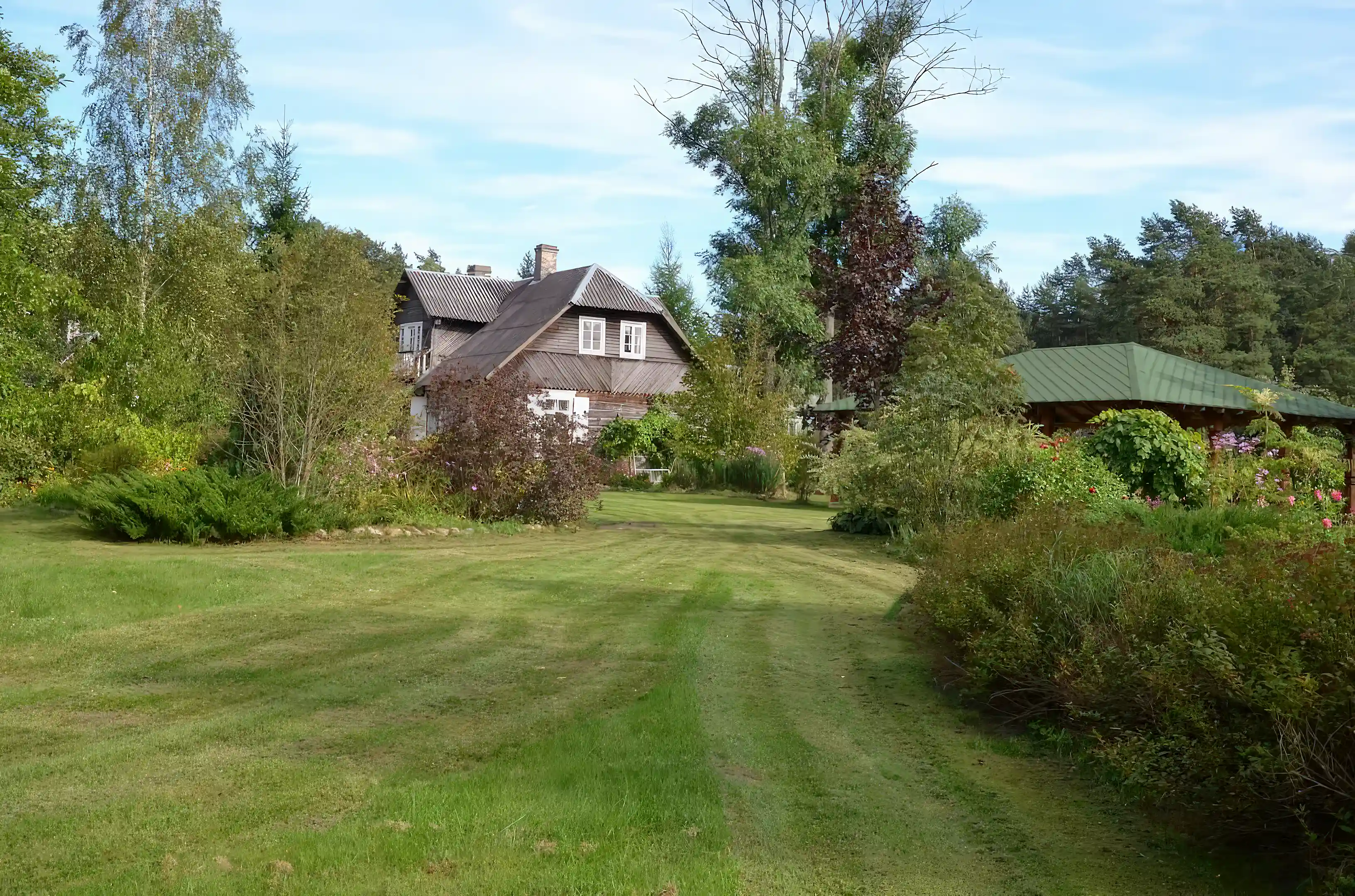 House with Large Plot of Land for Sale in Balengrades, Nemencines, Vilnius, Lithuania