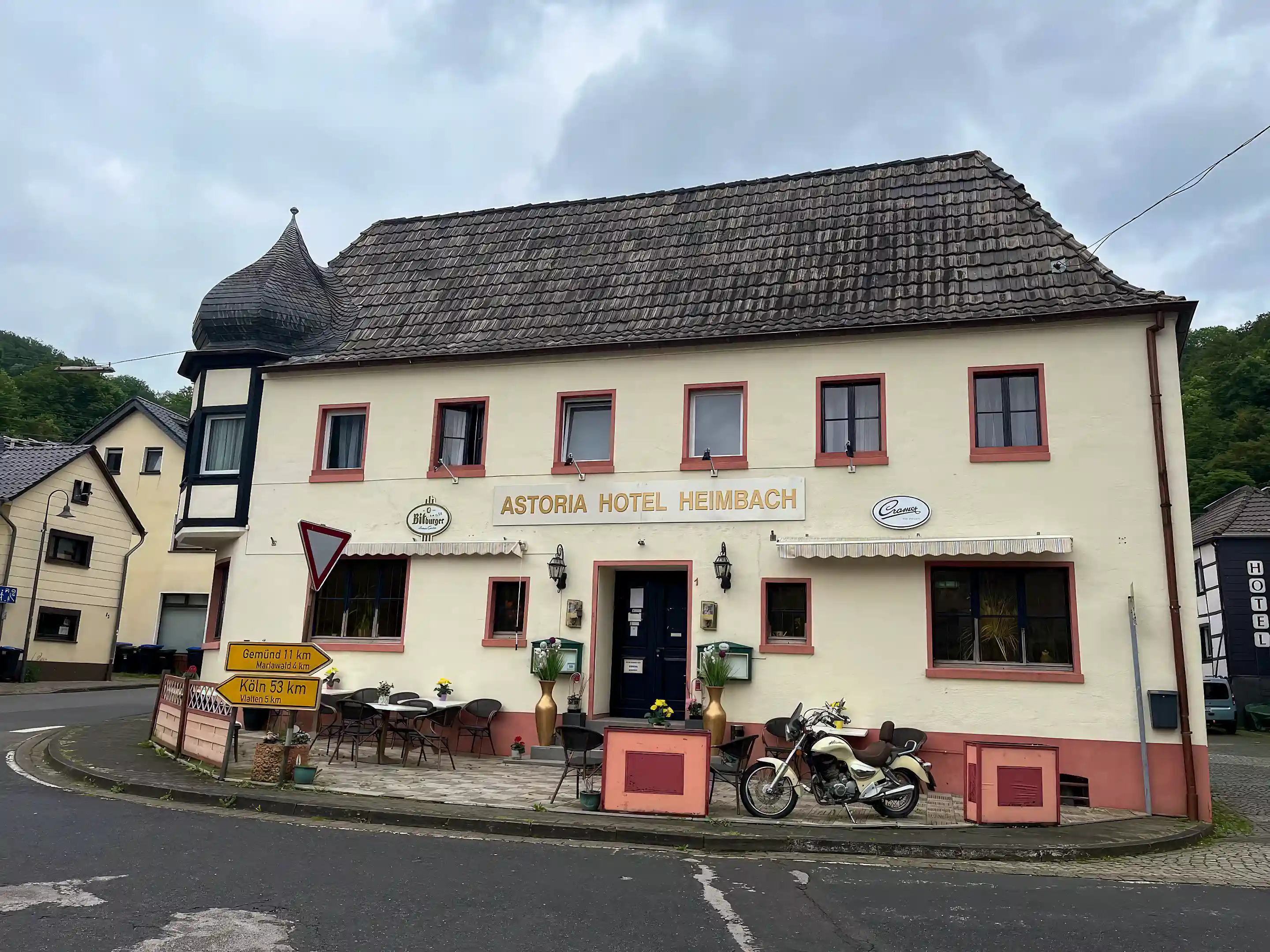 Boutigue Hotel for Sale and Rent in Maiawalderstrasse 1, Stadt Heimbach, Kreis Dueren, Regierungsbezirk Koeln, Nordrhein-Westfalen, Germany