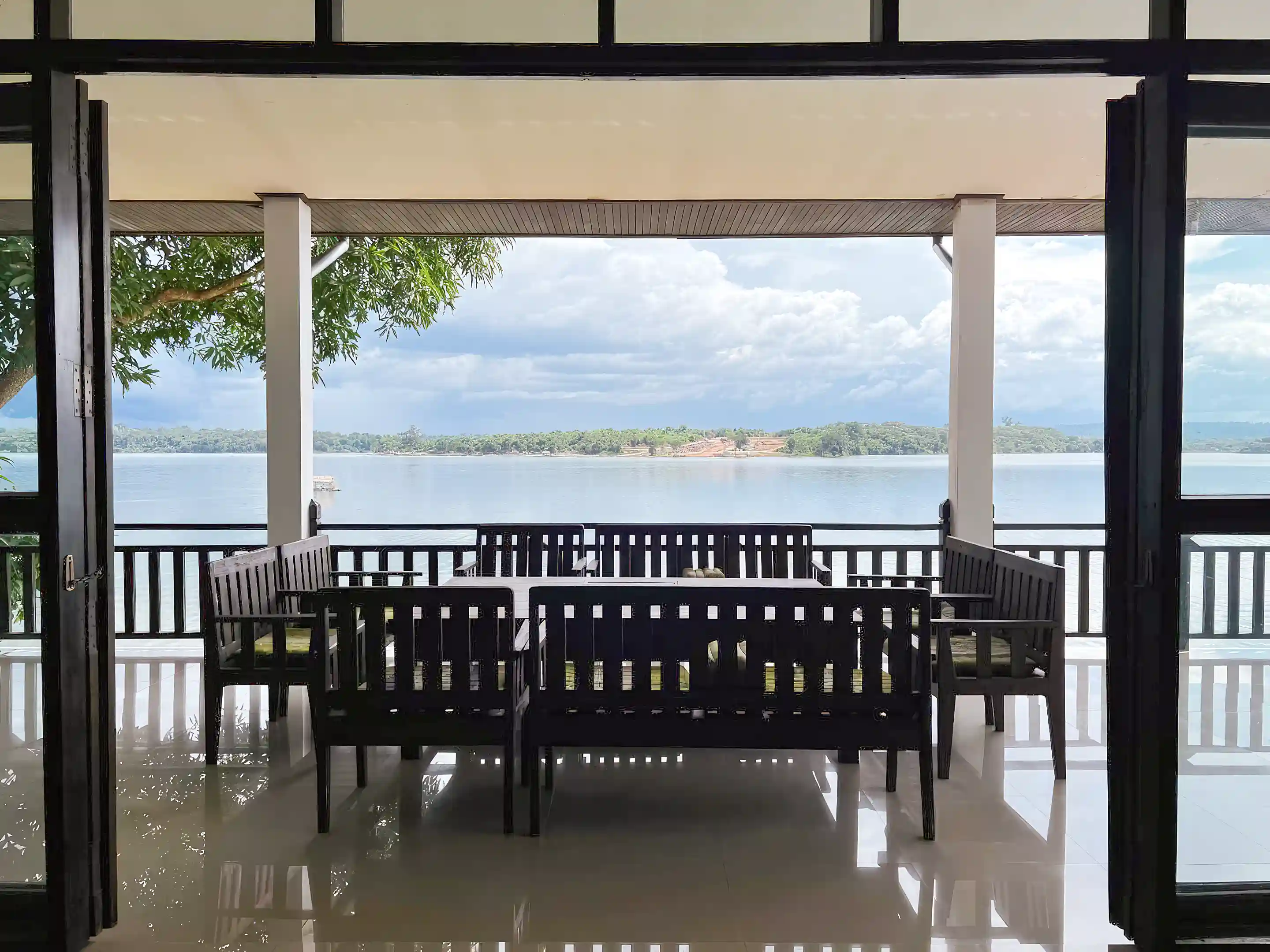 Lake View