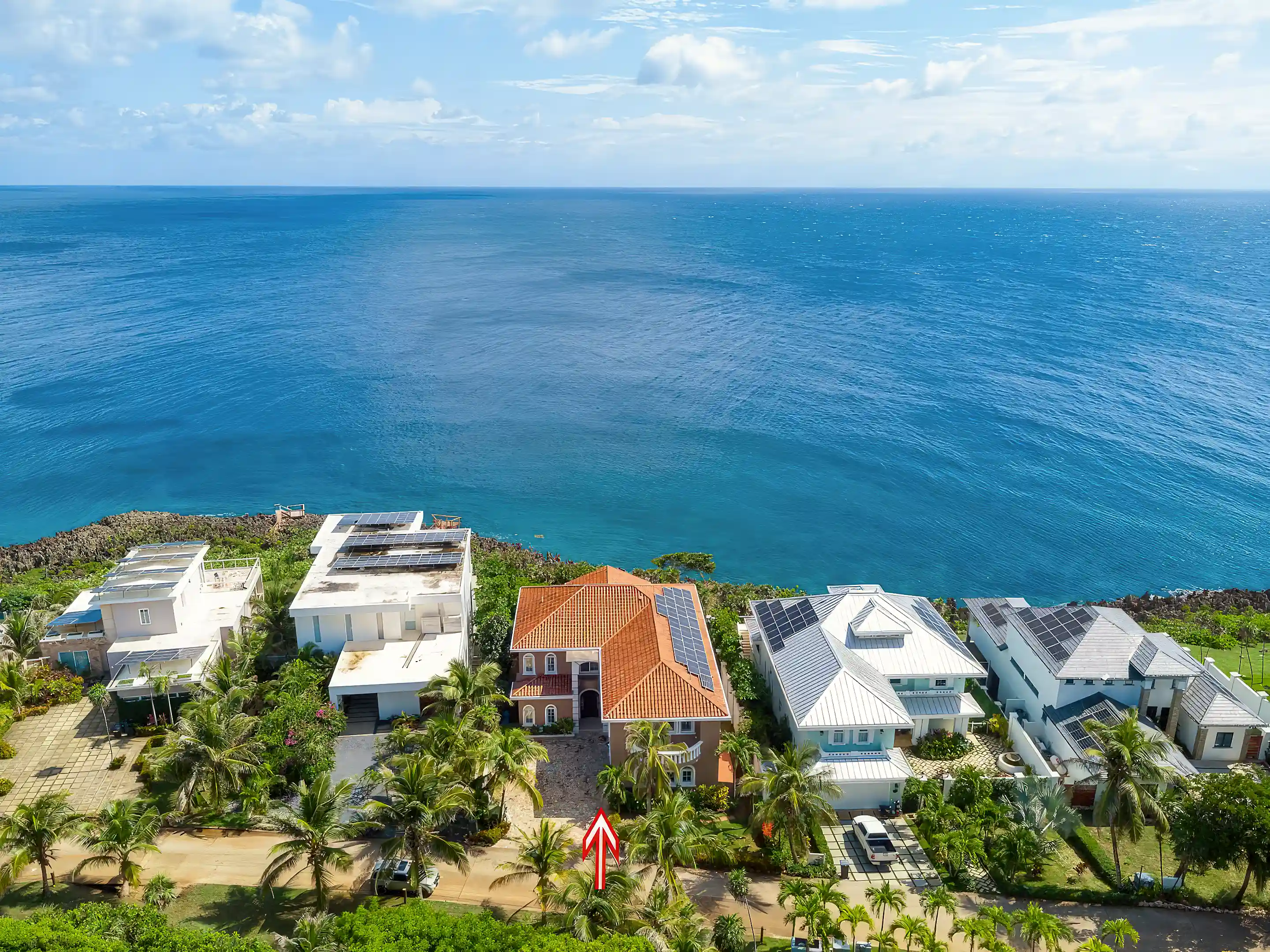 Home for Sale in West Bay, Lighthouse Estate, Roatan, Bay Islands, Honduras
