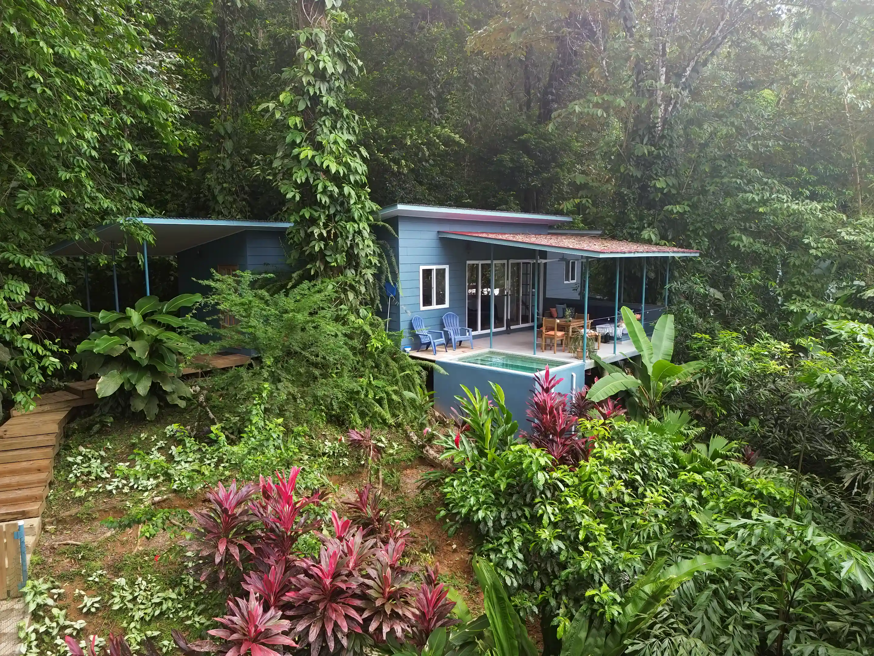 Four Home Rental Property for Sale in Paunch Beach Road, Paunch Beach, Bocas del Toro, Panama