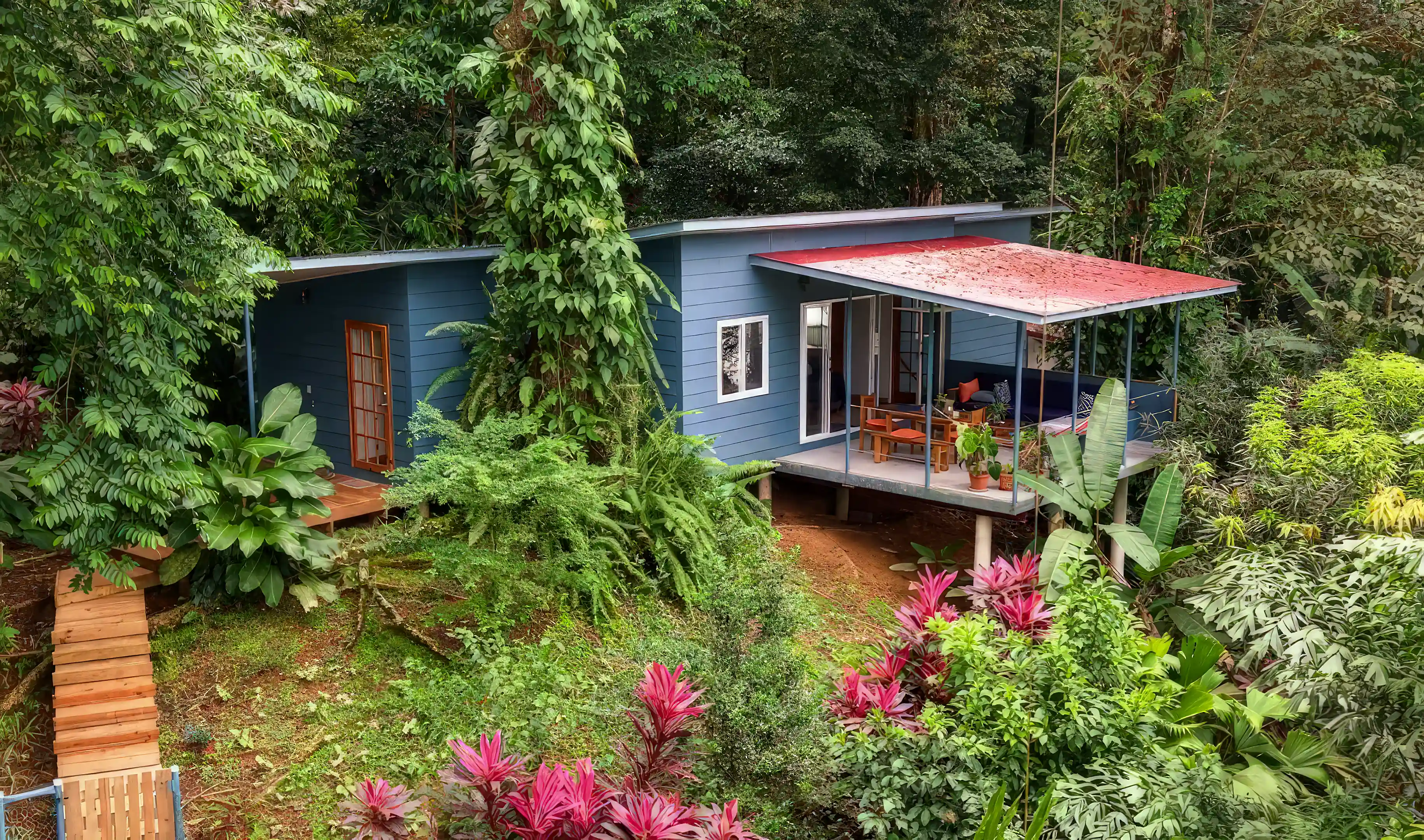 Boutique Rental Property for Sale in Paunch Beach Road, Paunch Beach, Bocas del Toro, Panama