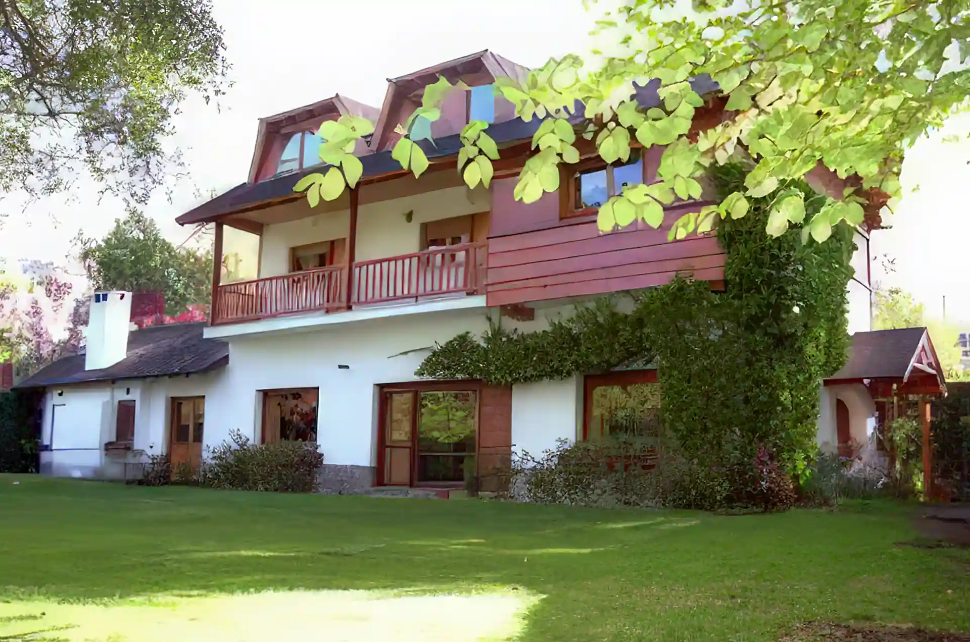 Family Residence for Sale in Zandegiacomo, Melipal, San Carlos de Bariloche, Bariloche, Rio Negro Province, Argentina