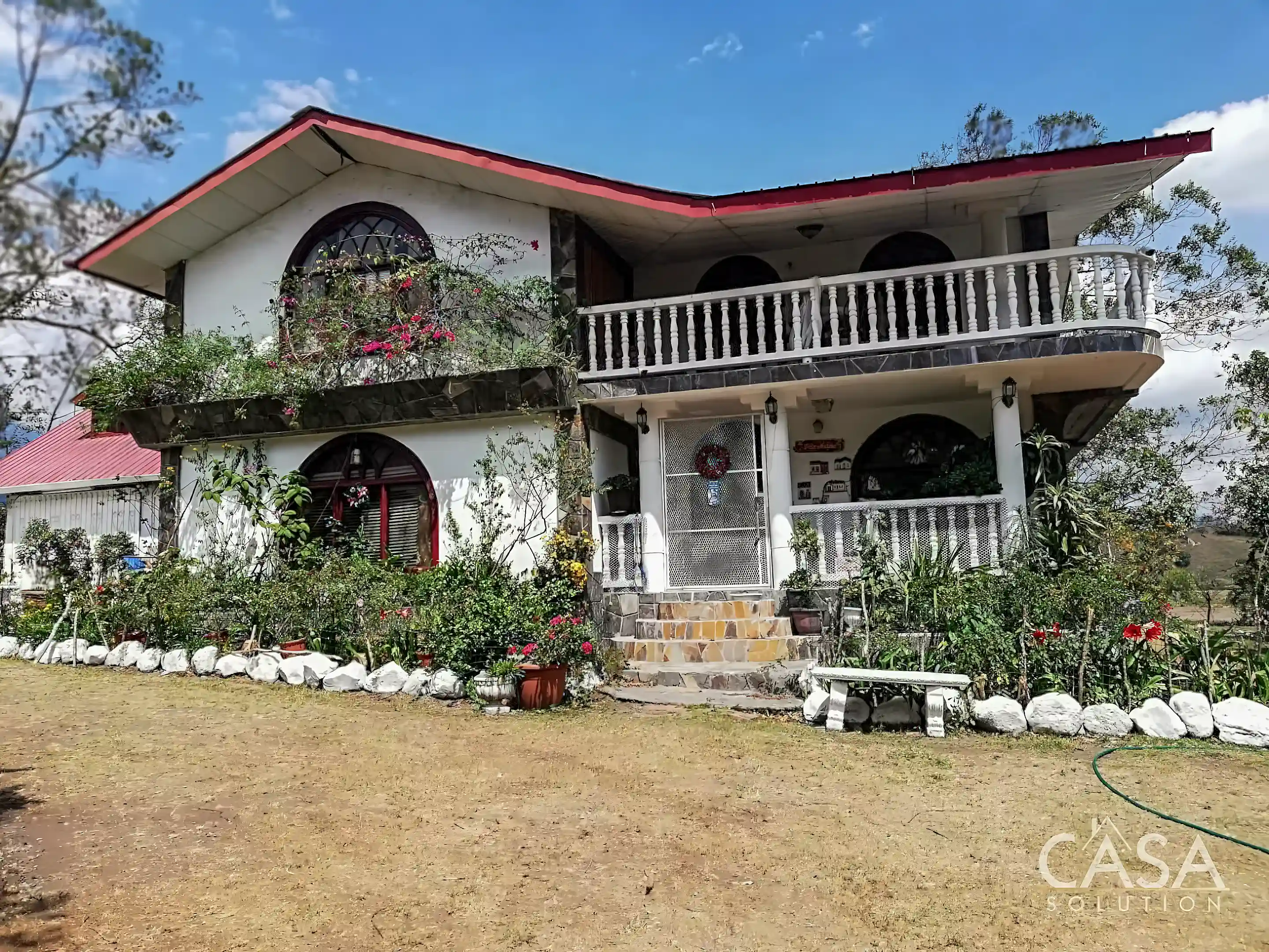 Spacious House for Sale in Volcan, Tierras Altas, Chiriqui, Panama