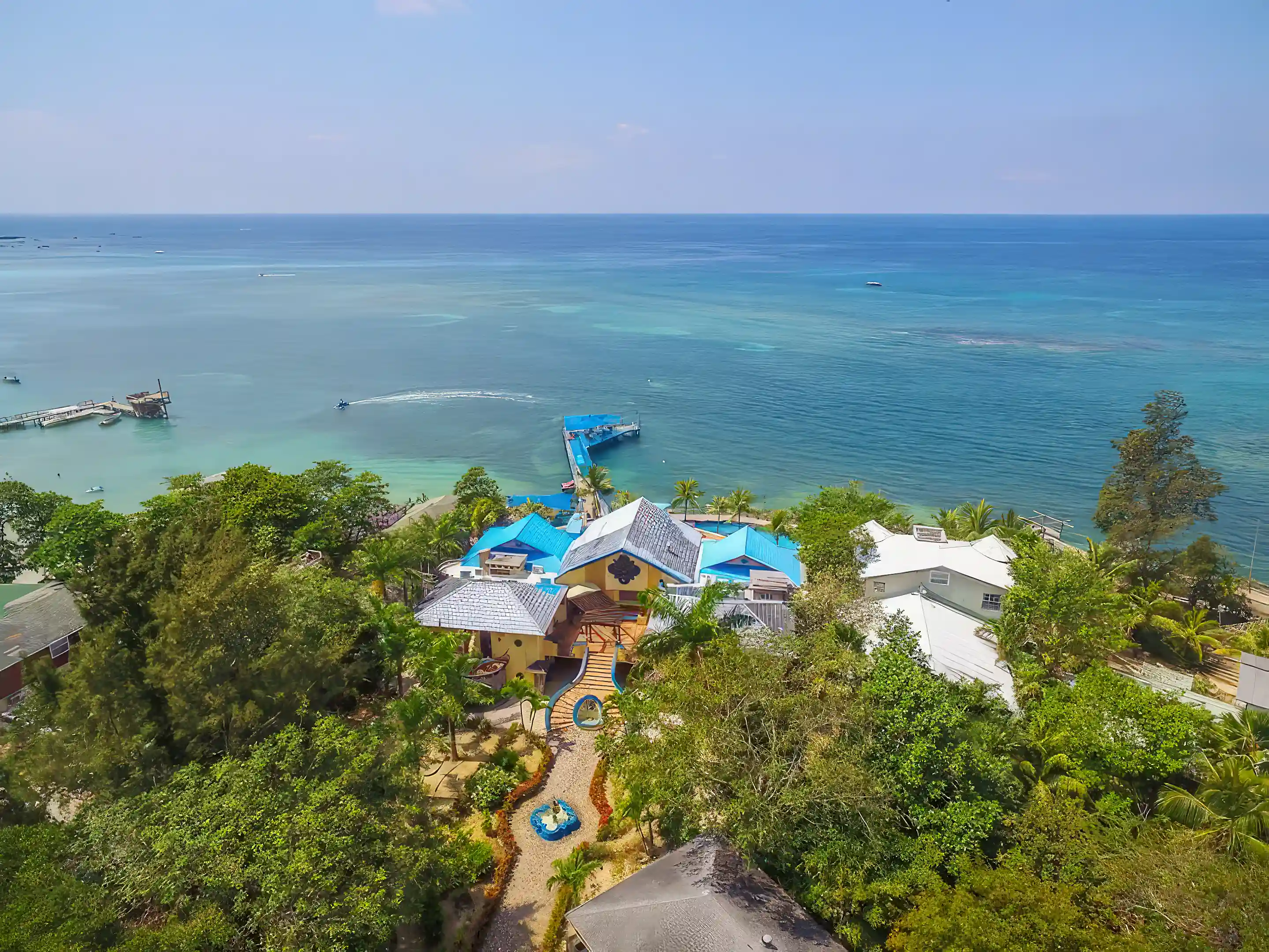 Condo for Sale in Caribe Tesoro, Kai Linda Way, West Bay, Roatan, Bay Islands, Honduras