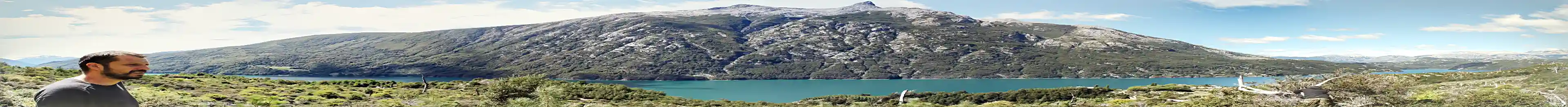 Turquoise waters of Lake Espolón