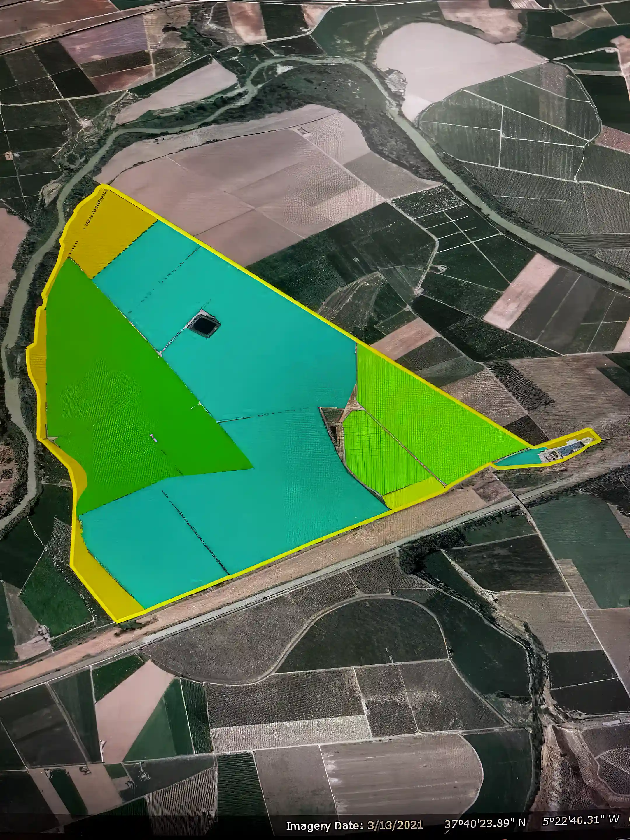 Nut Factory/ Farm for Sale in Diseminado Calonge Bajo, 9, Palma del Rio, Province of Cordoba, Andalusia, Spain