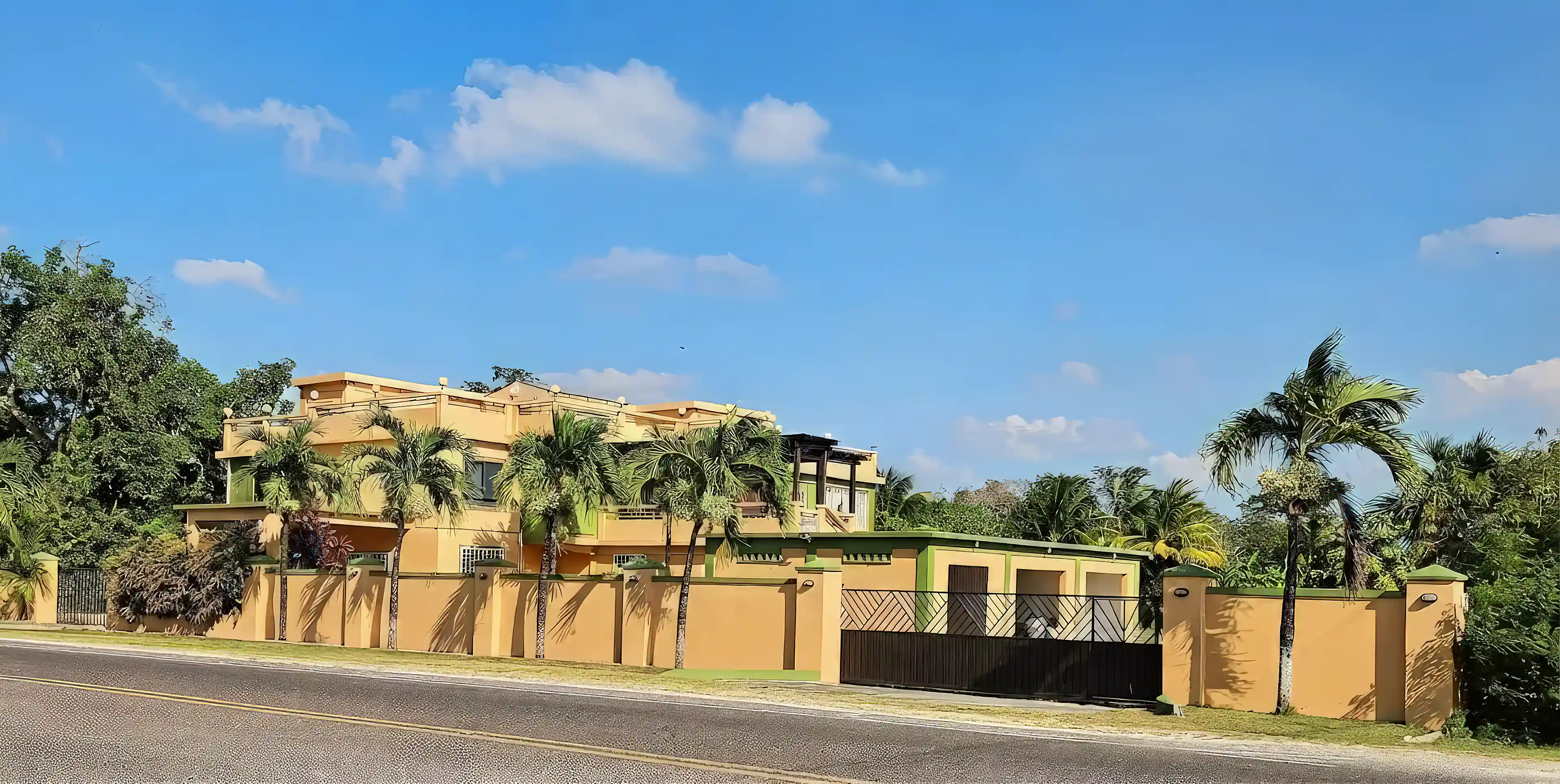 Home/Business Property for Sale in Phillip Goldson Highway, Ranchito, Latin America, Corozal, Belize