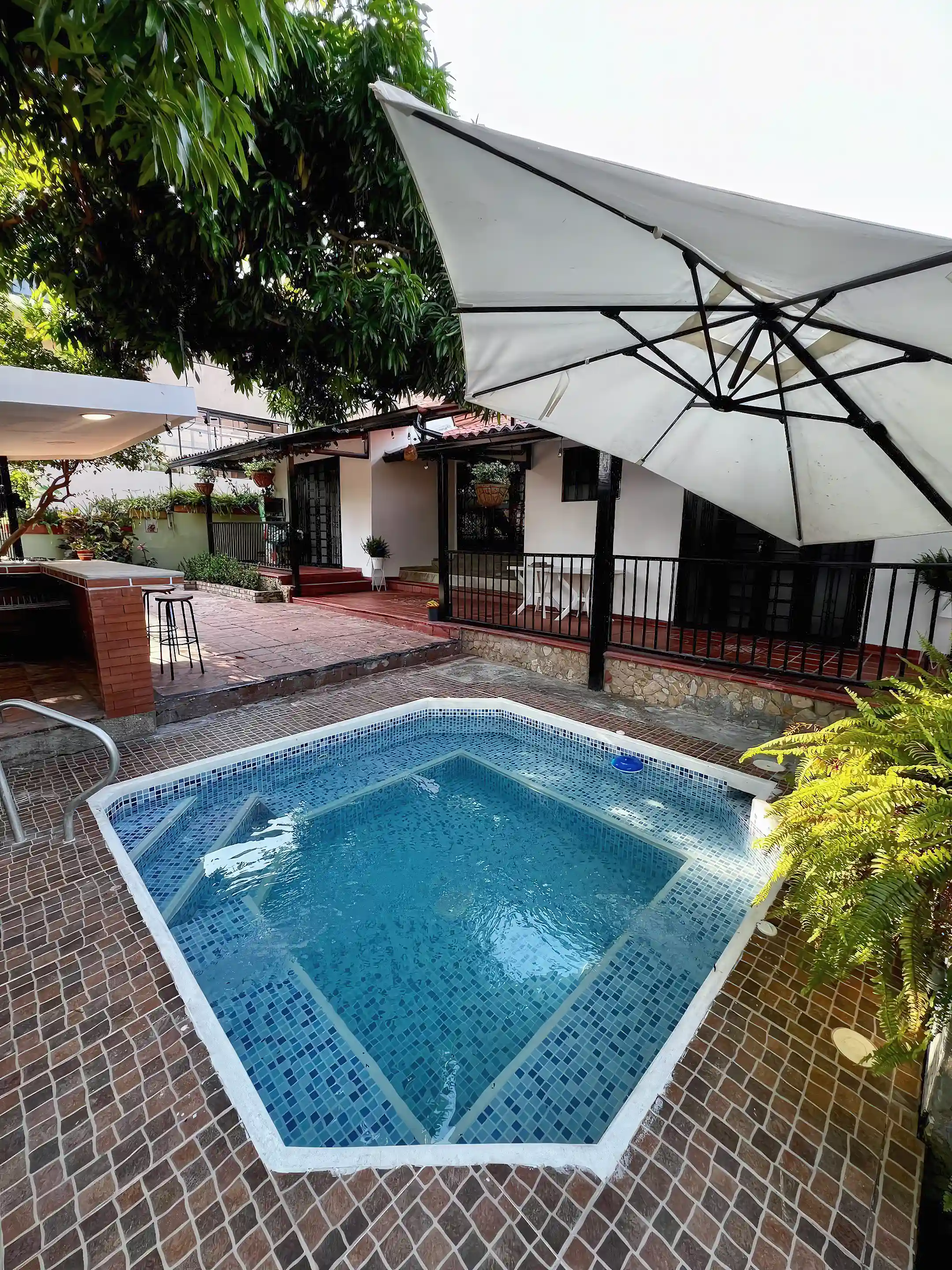 Country House for Sale in Guabinal, Girardot, Cundinamarca, Colombia