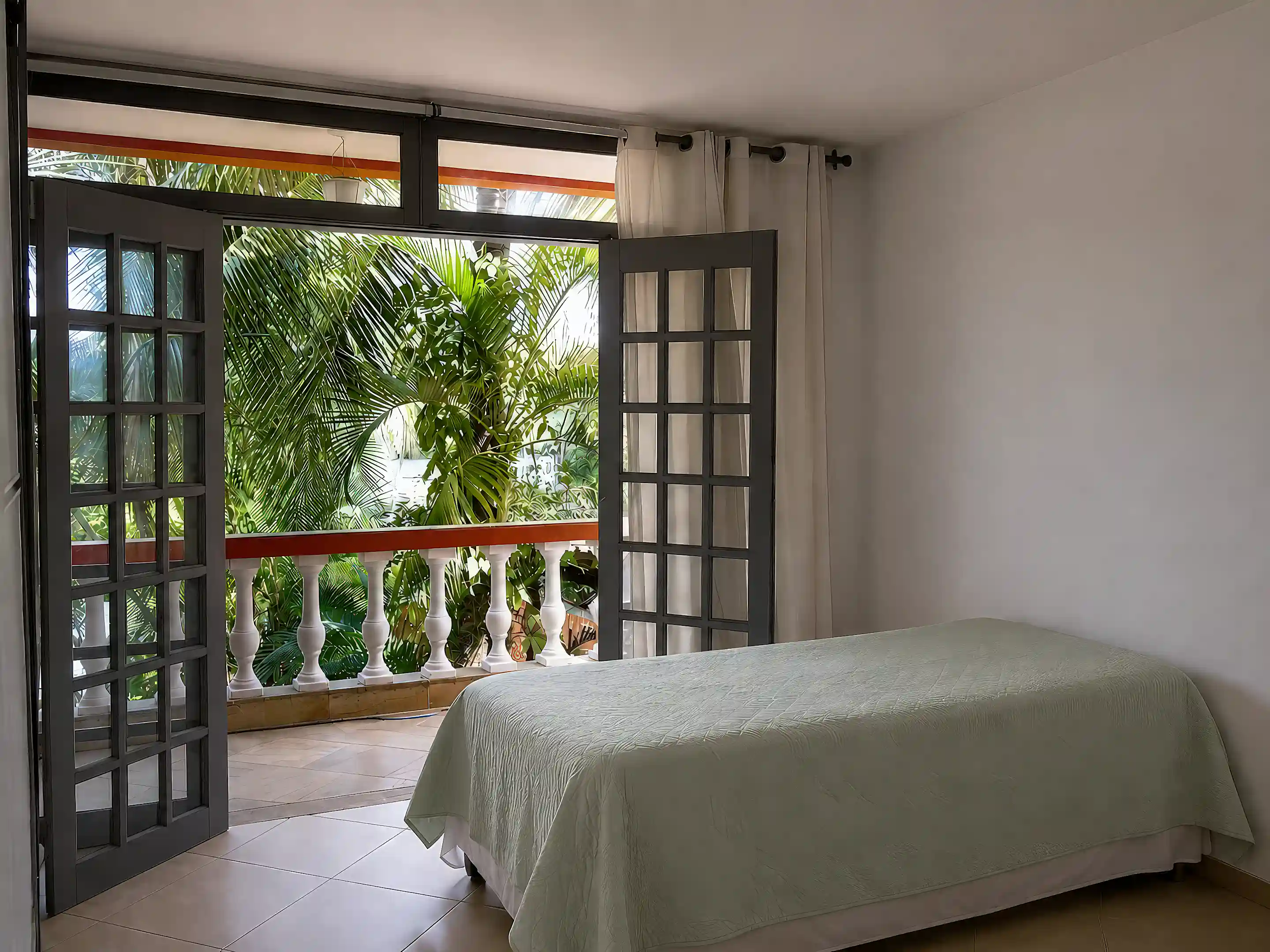guest room 1
