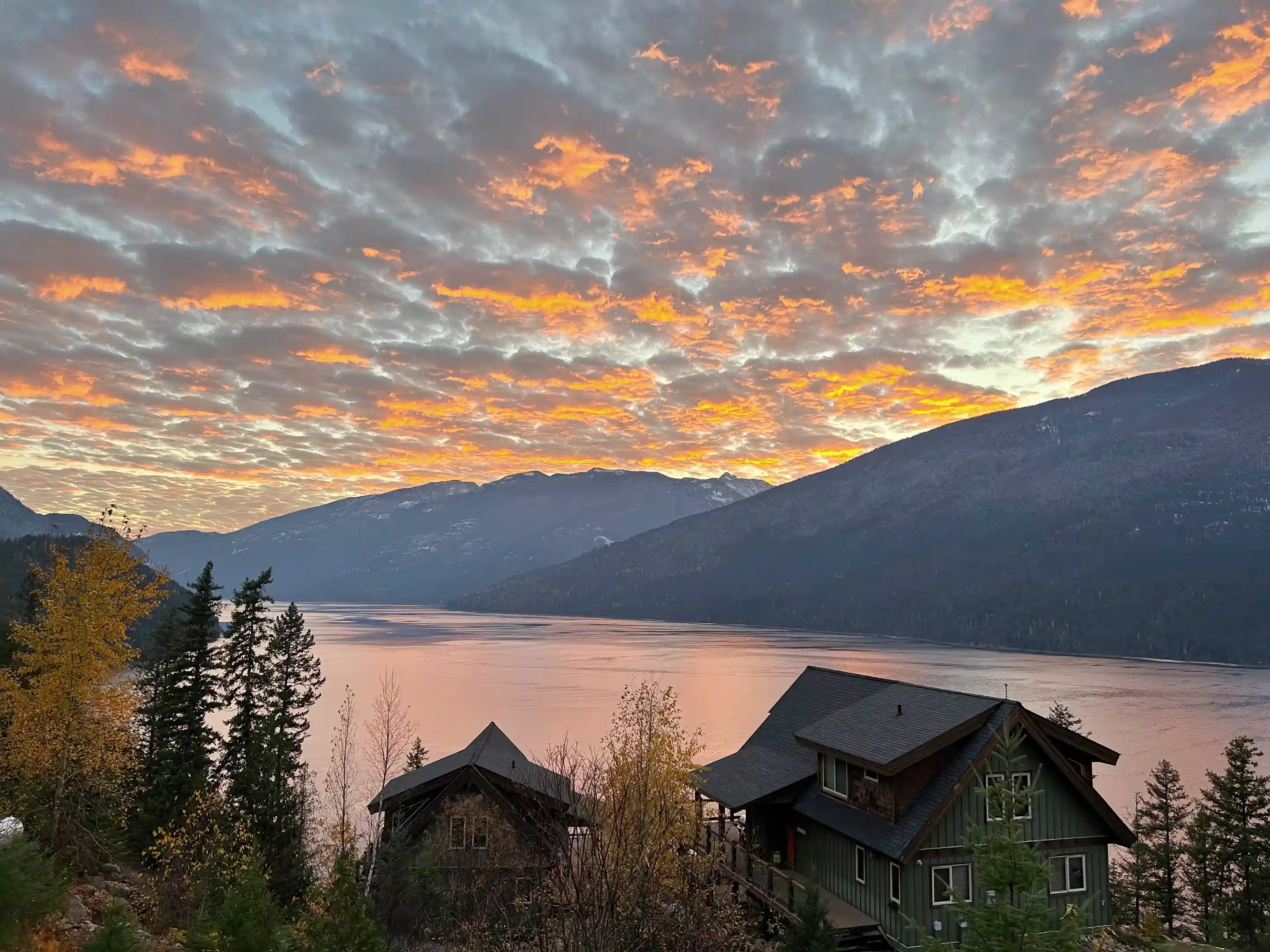 Cabin/Cottage for Sale in Valhalla View Drive, Valhalla, Silverton, New Denver, Central Kootenay, British Columbia, Canada