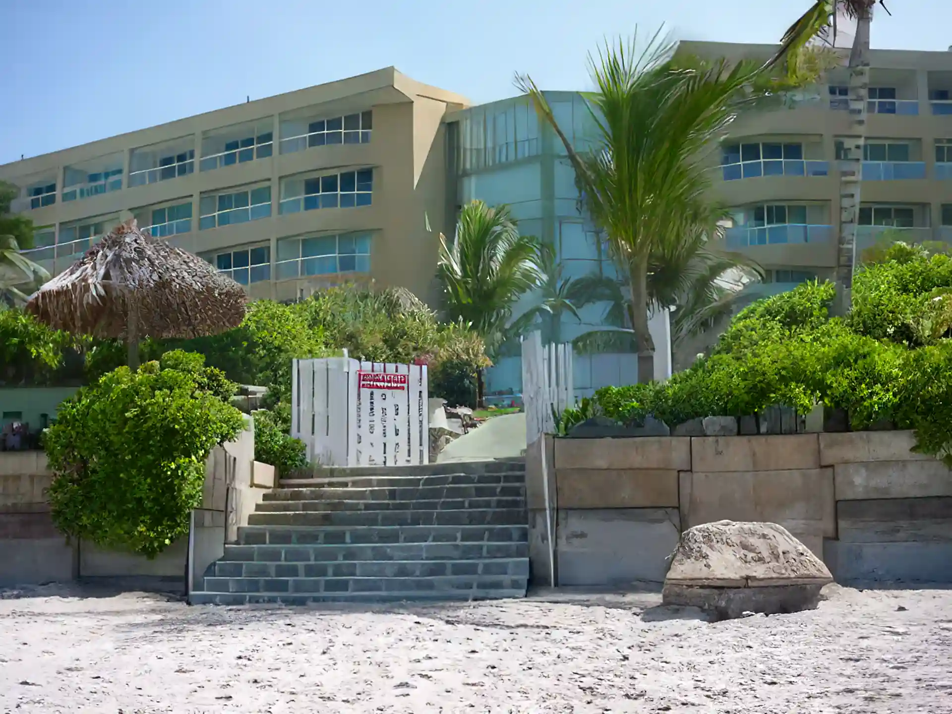 Vaction Rental-Beachfront for Rent in Cimarron, Margarita Island, Margarita Island-Beachfront, Venezuela