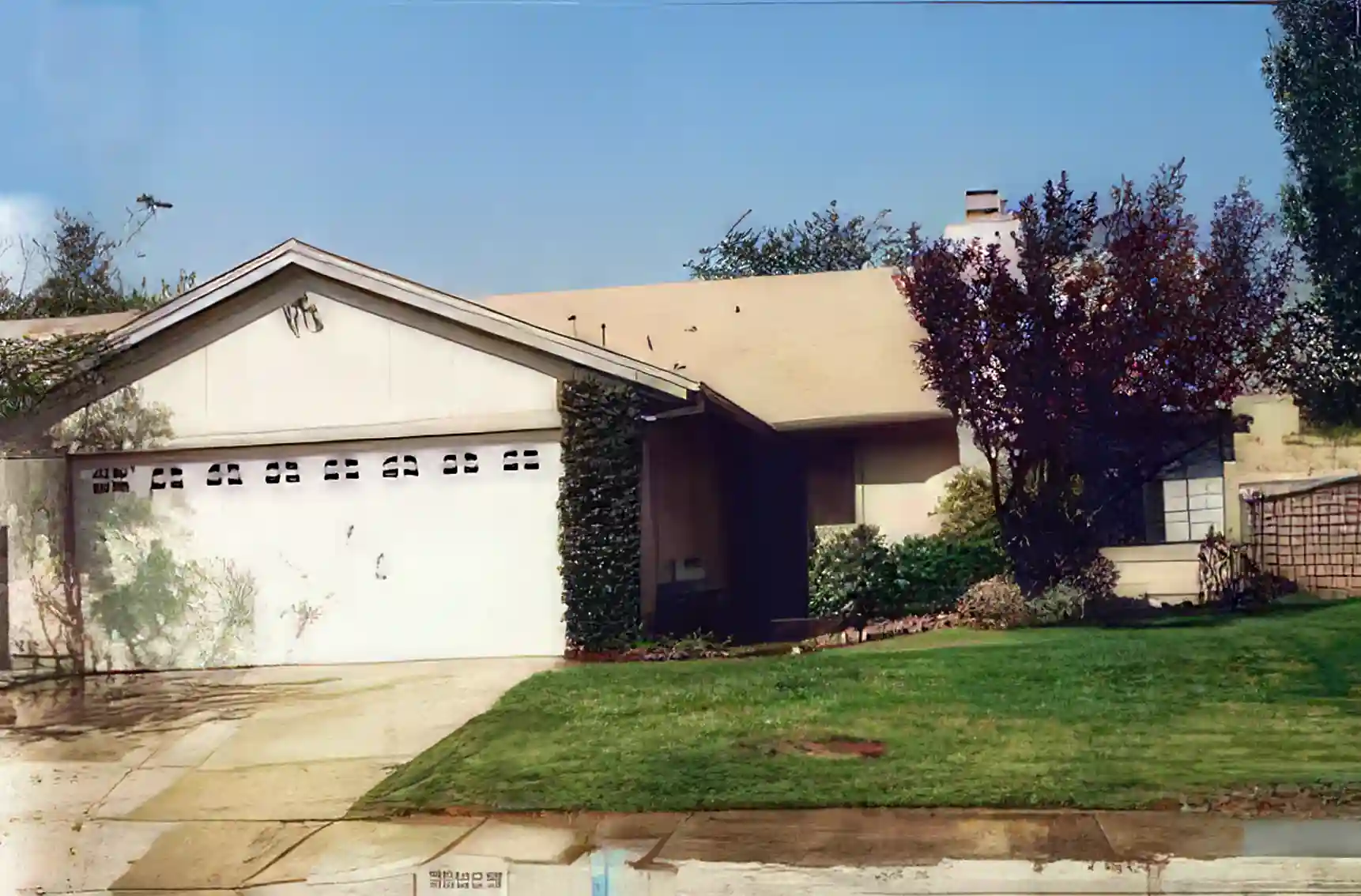 Home for Sale in Palmdale, California, USA