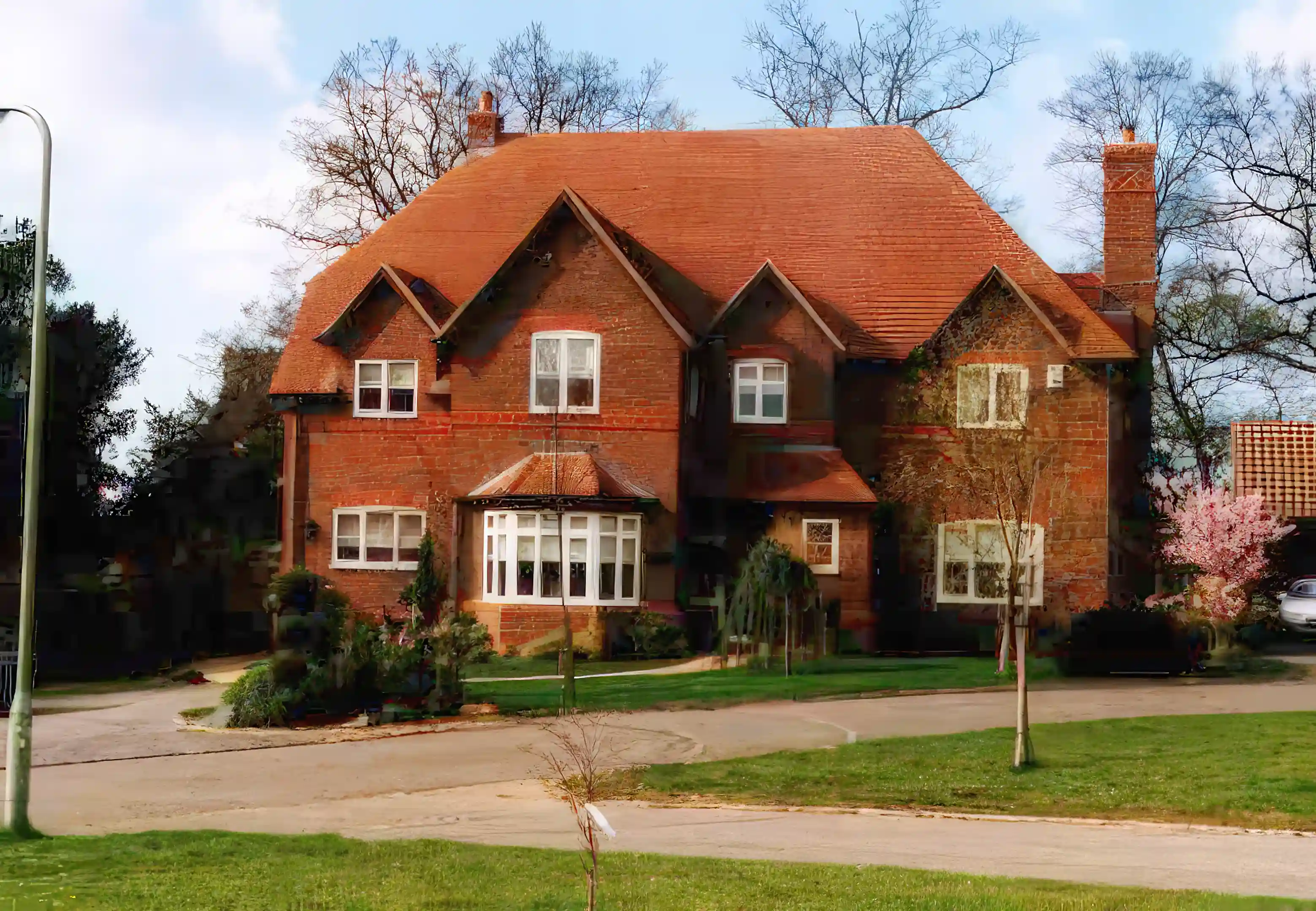 Home for Sale in Clapham, Beds, UK