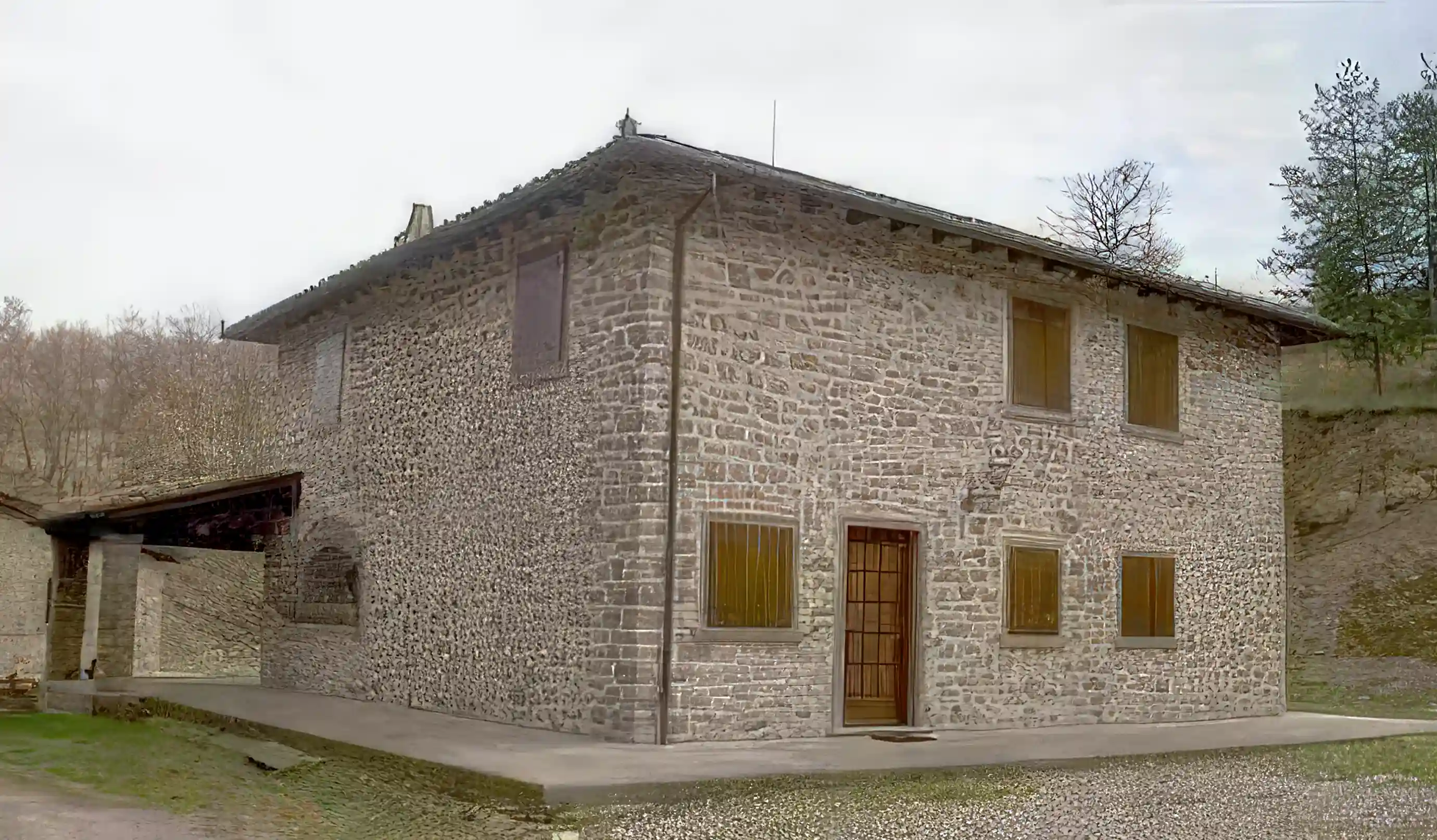 Villa for Sale in Tuscany, Italy
