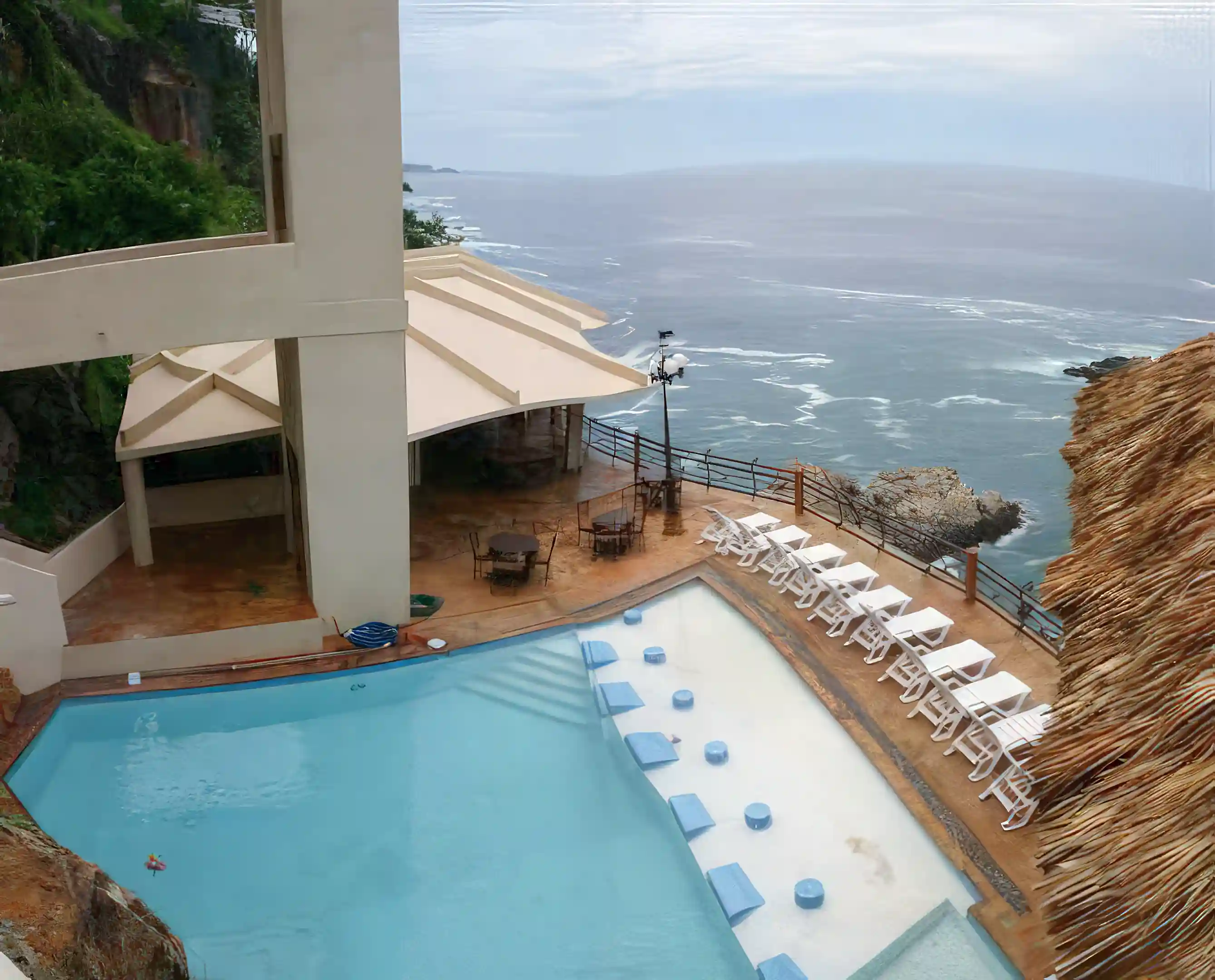Oceanside Villa for Rent in Acapulco, Mexico