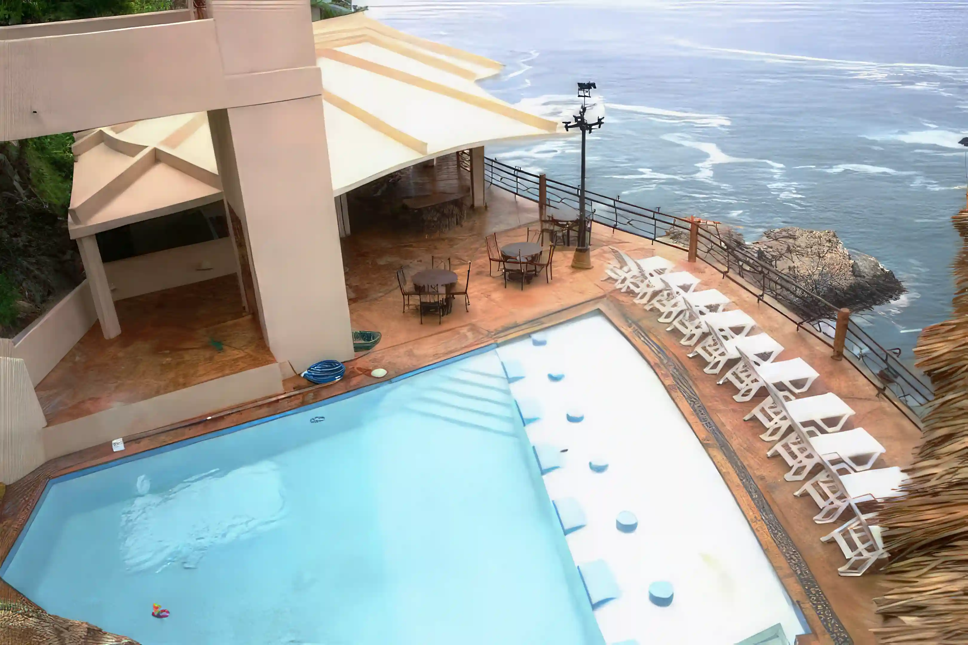pool