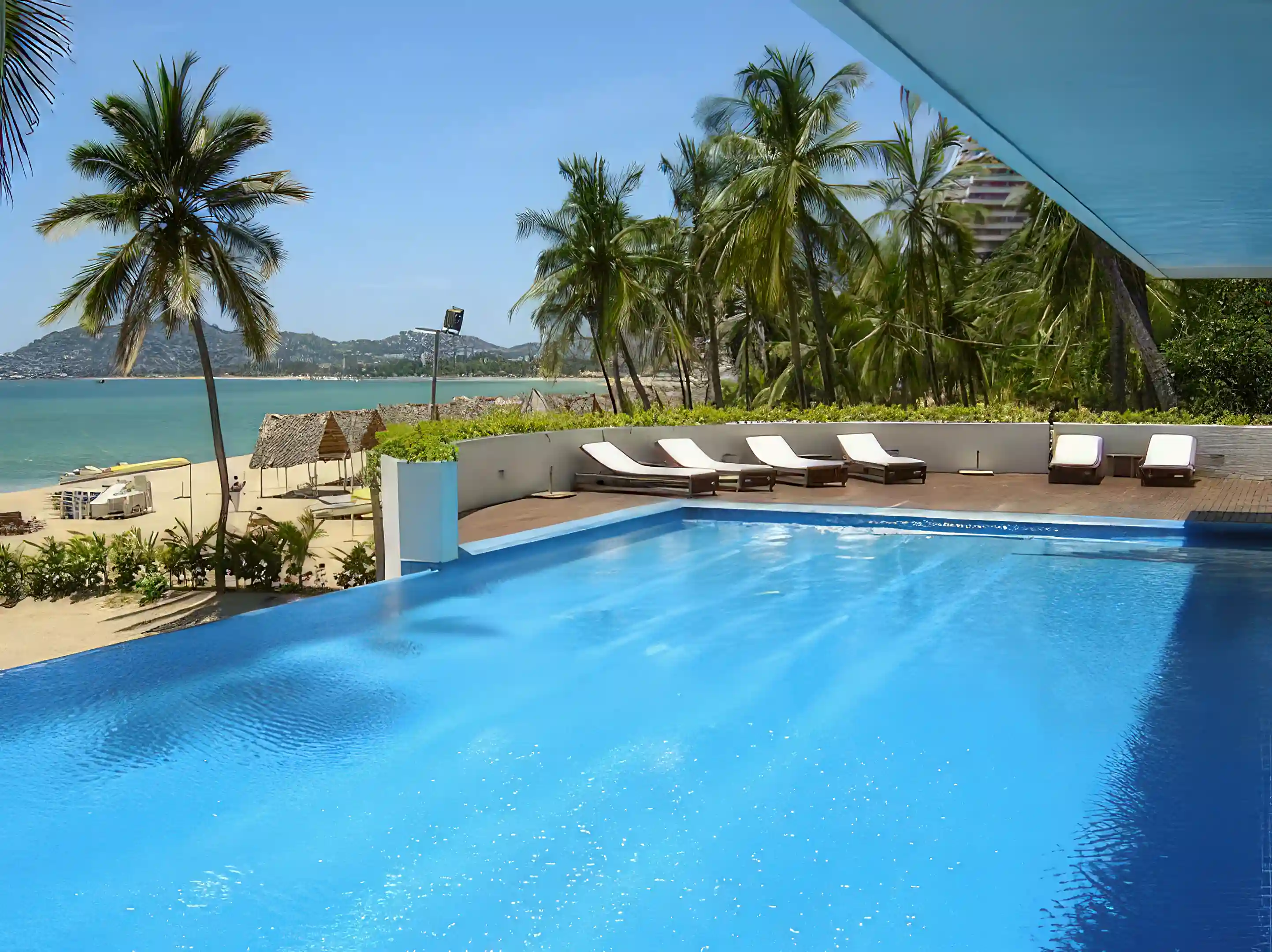OCEAN SIDE POOL