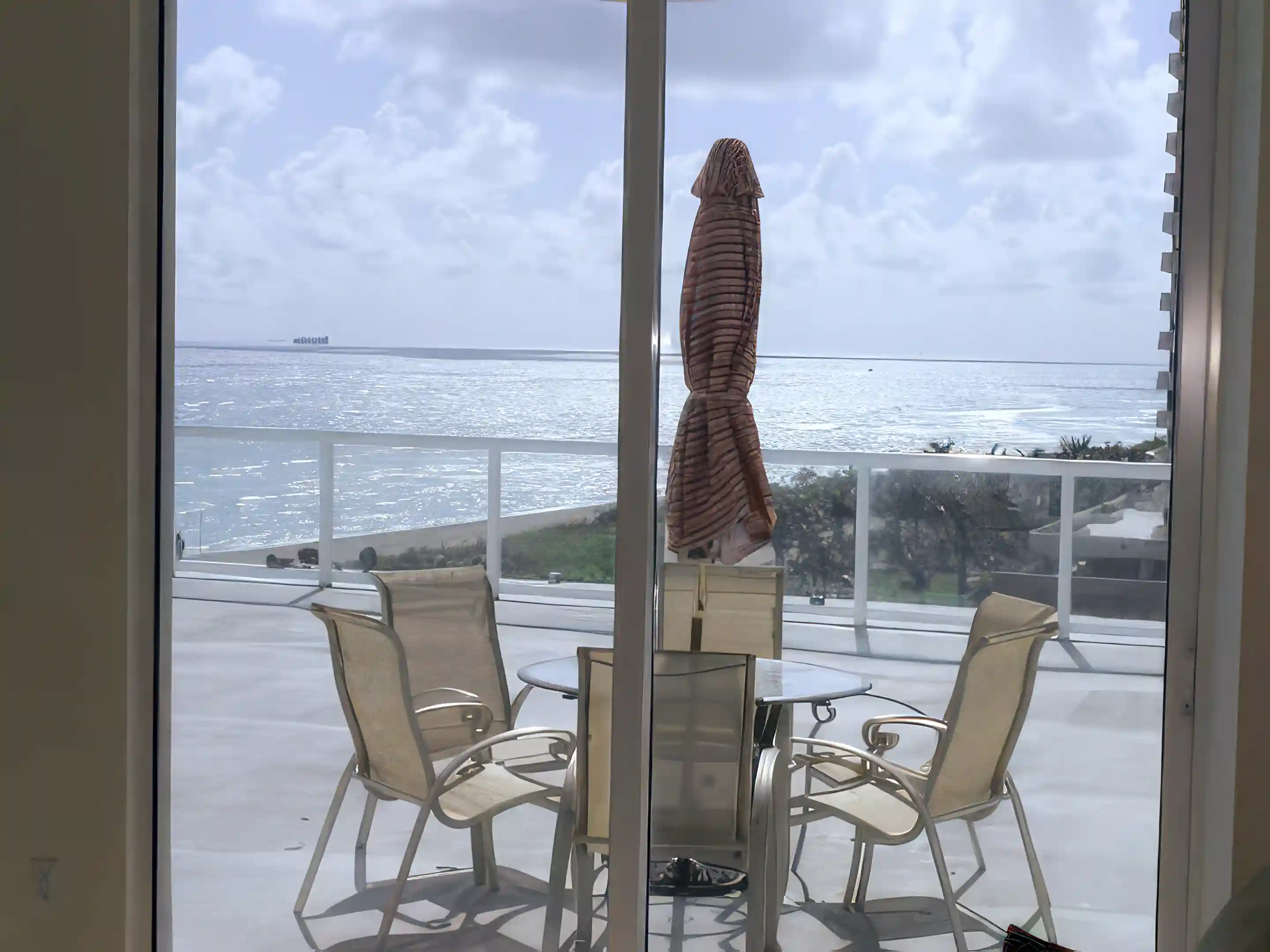 Beach Condo for Rent in Unit 606, Miami Beach, Florida, USA