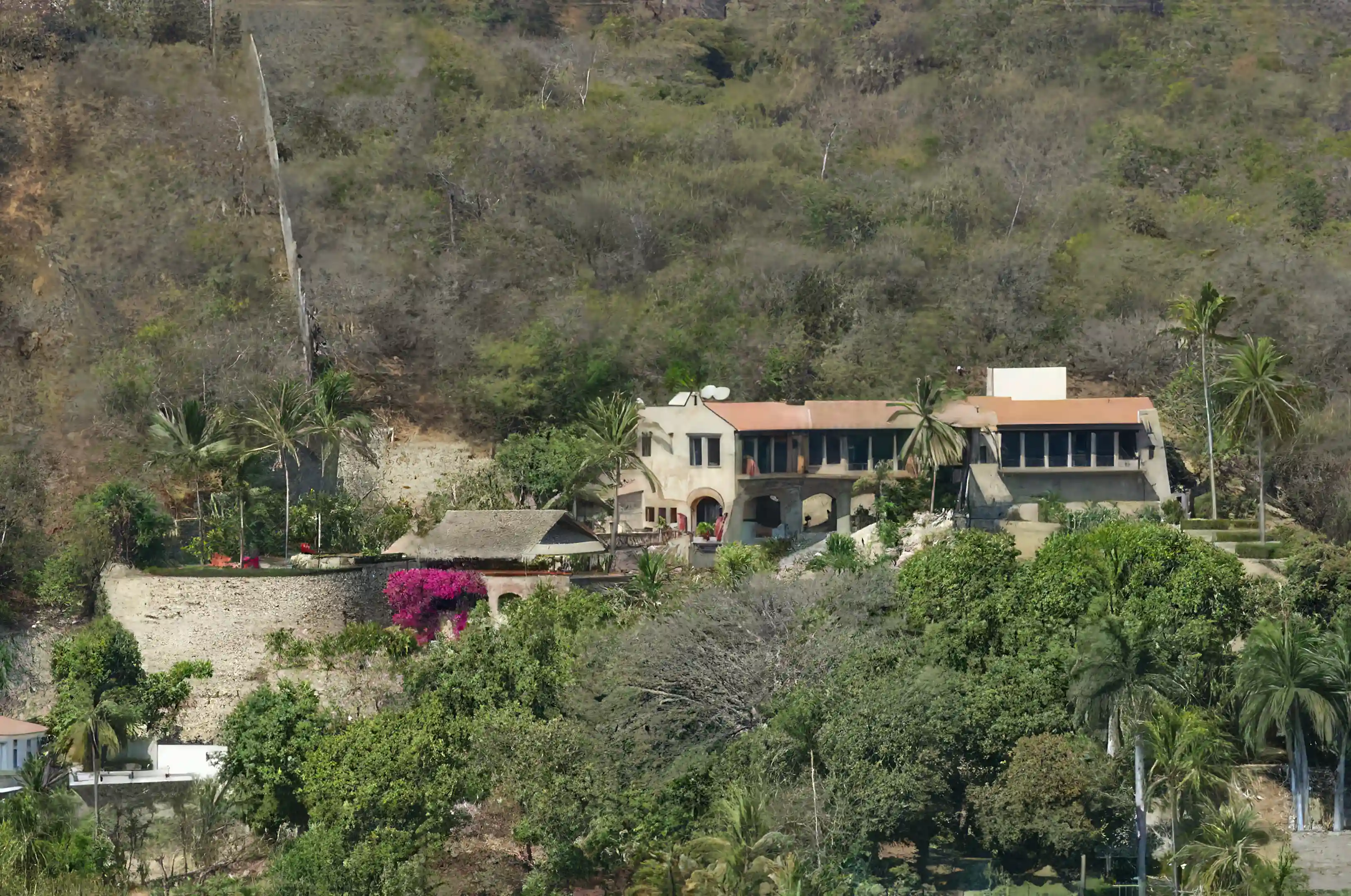 BIRDS EYE VIEW OF VILLA