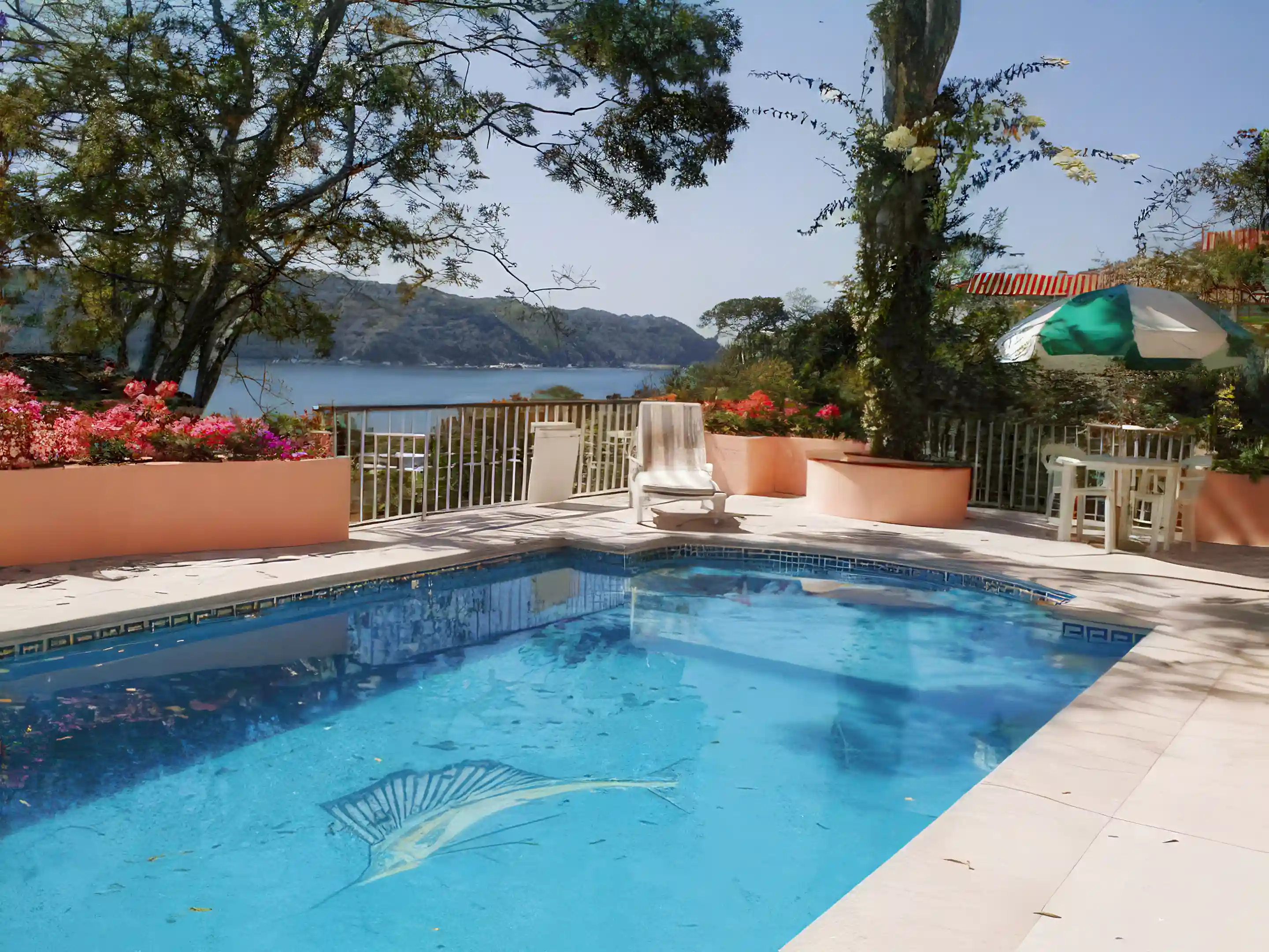 Villa for Sale and Rent in Acapulco, Guerrero, Mexico