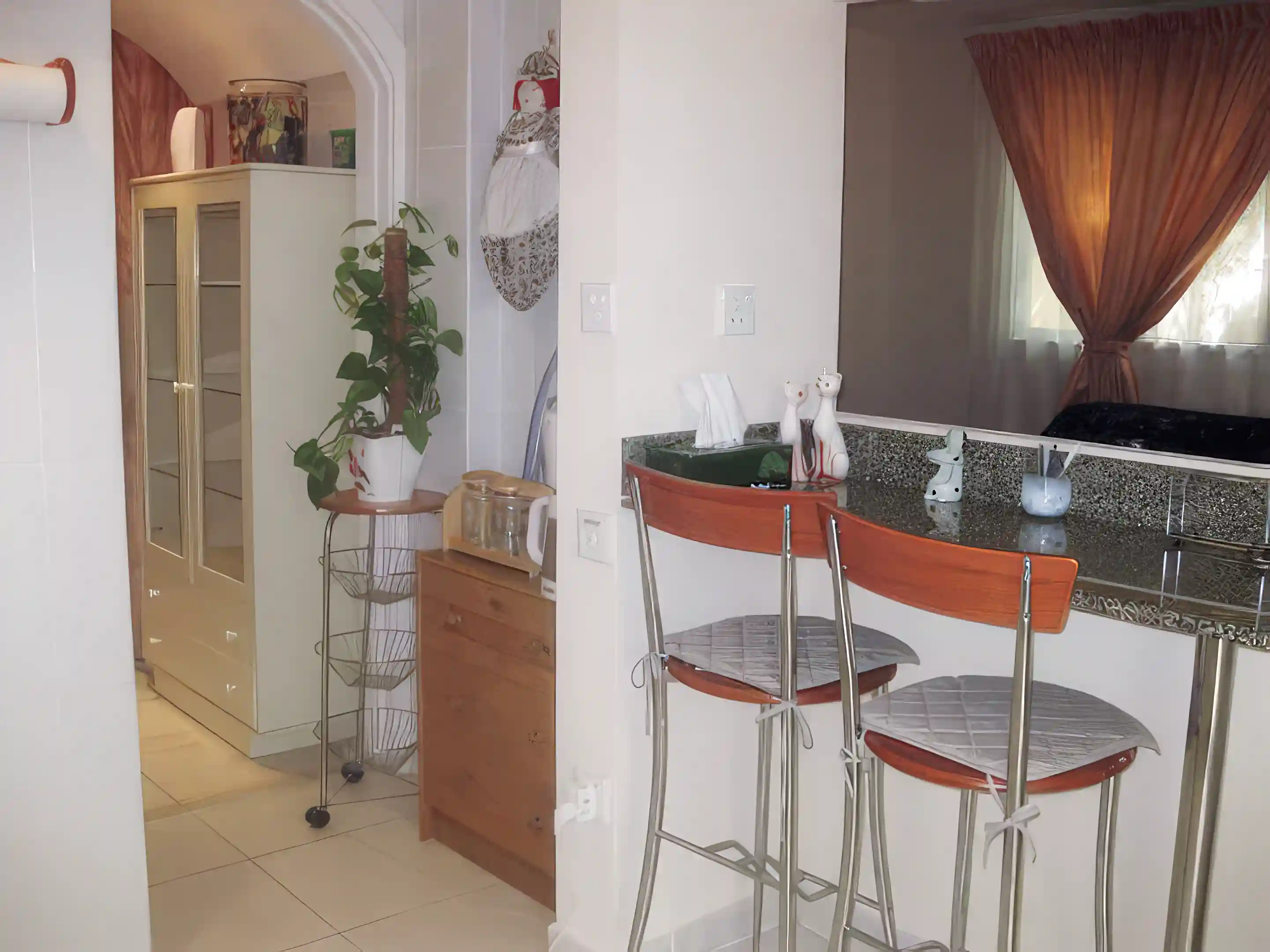 breakfast bar and coffee corner