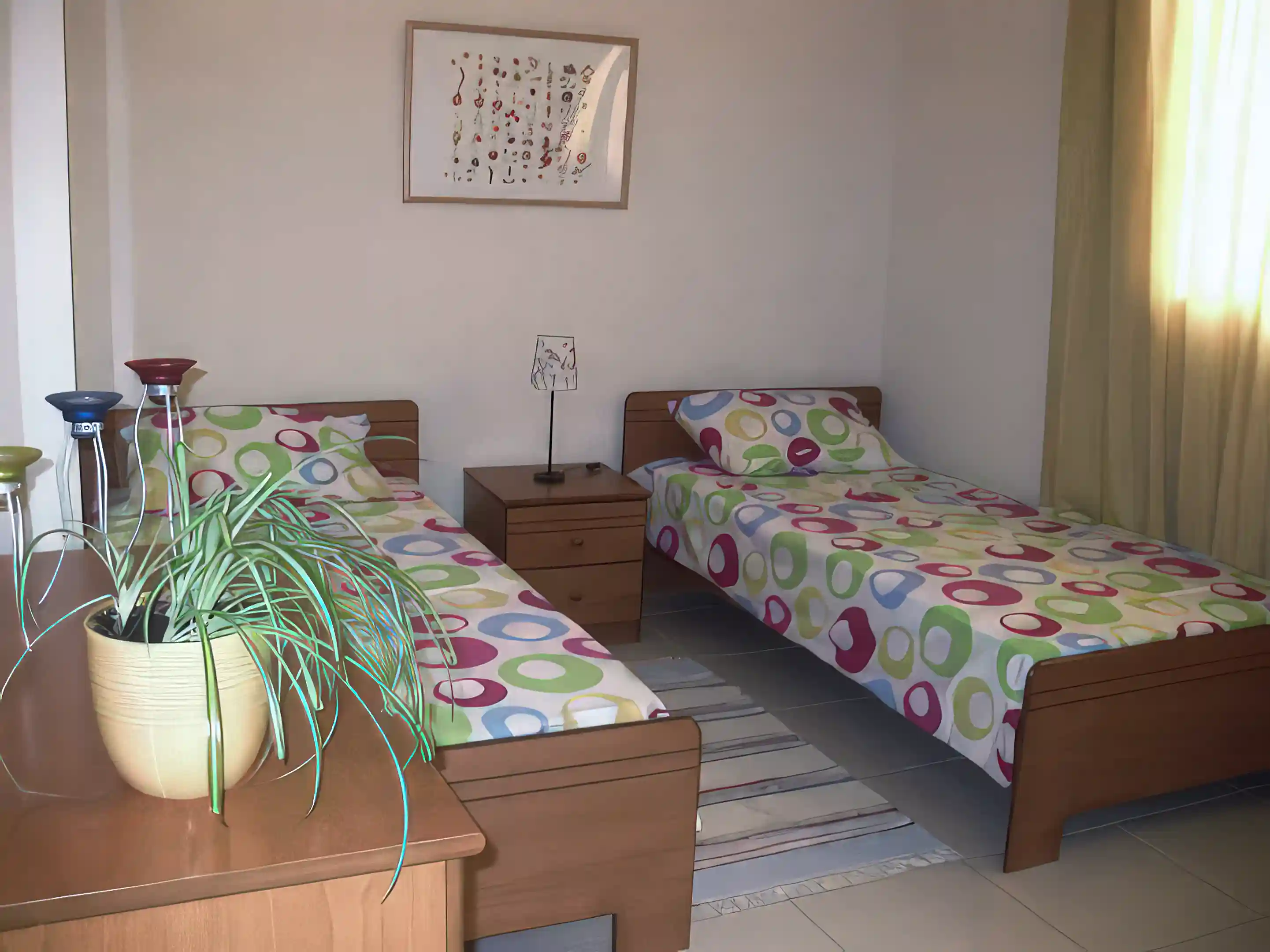 2nd bedroom