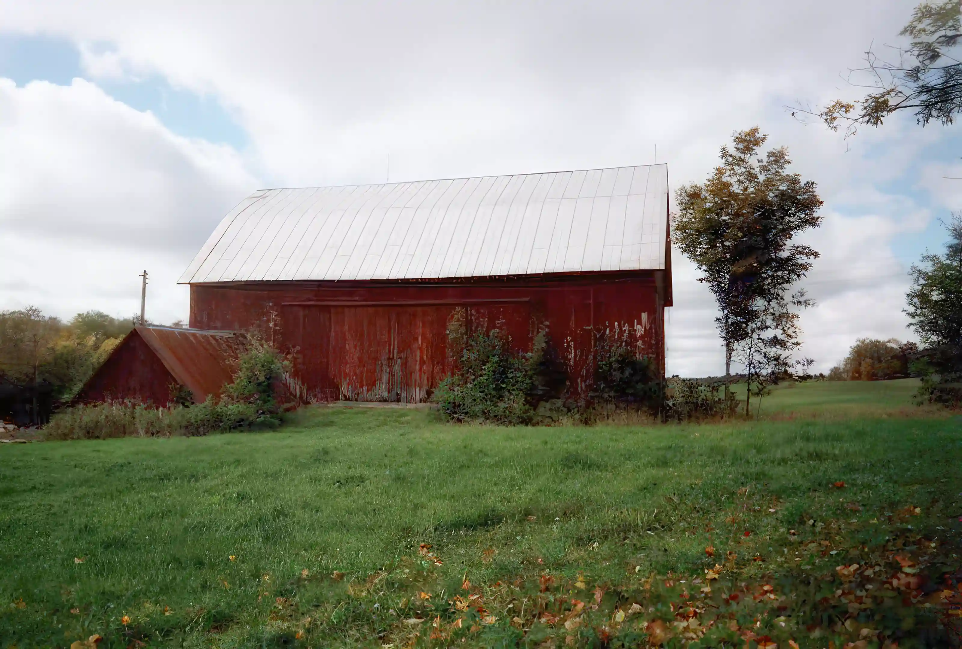 Barn from road.